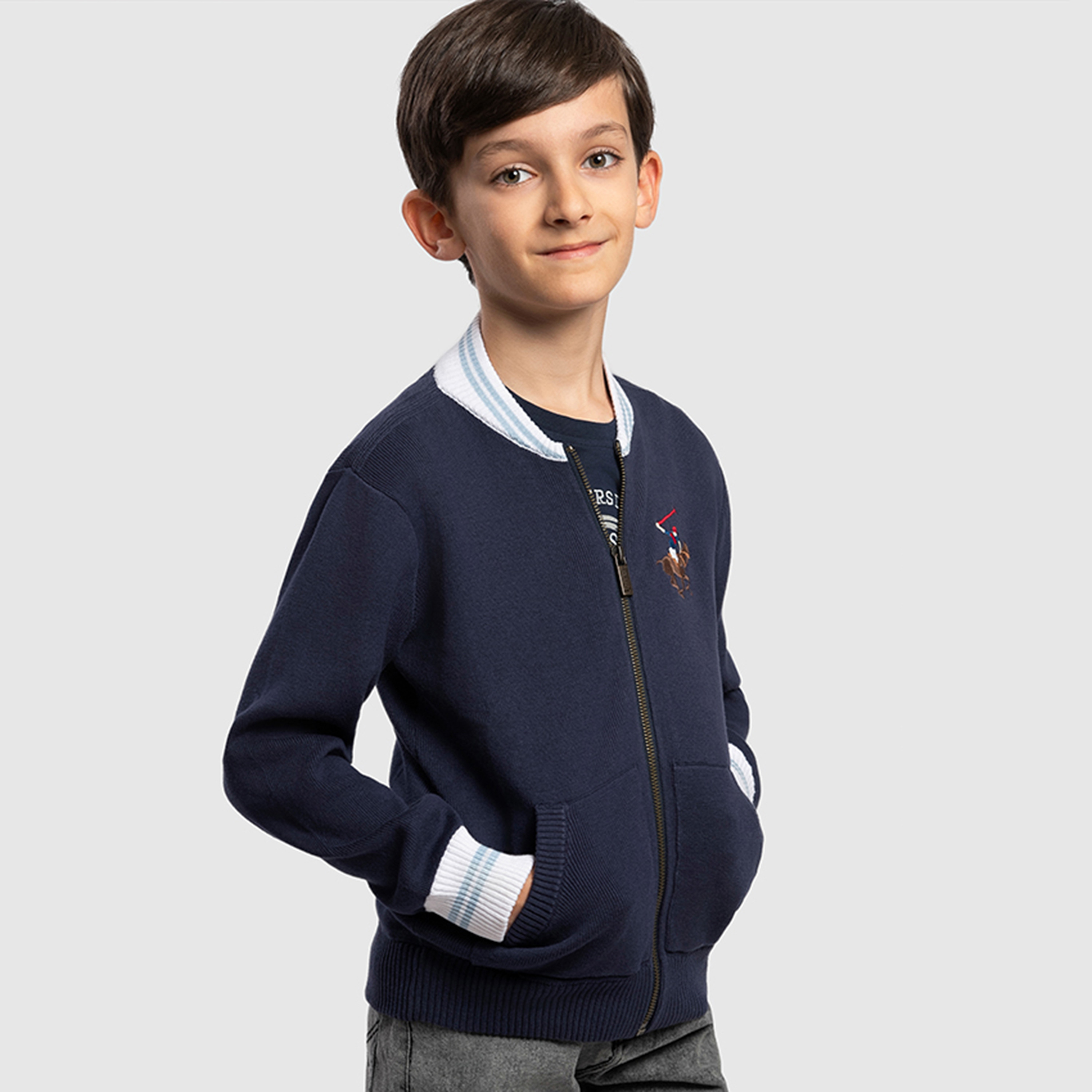 سترة رجالية بسحّاب سادة من القطن من بيفرلي هيلز بولو كلوب-boys-clothing-winterwear-jumpersandcardigans-image-2