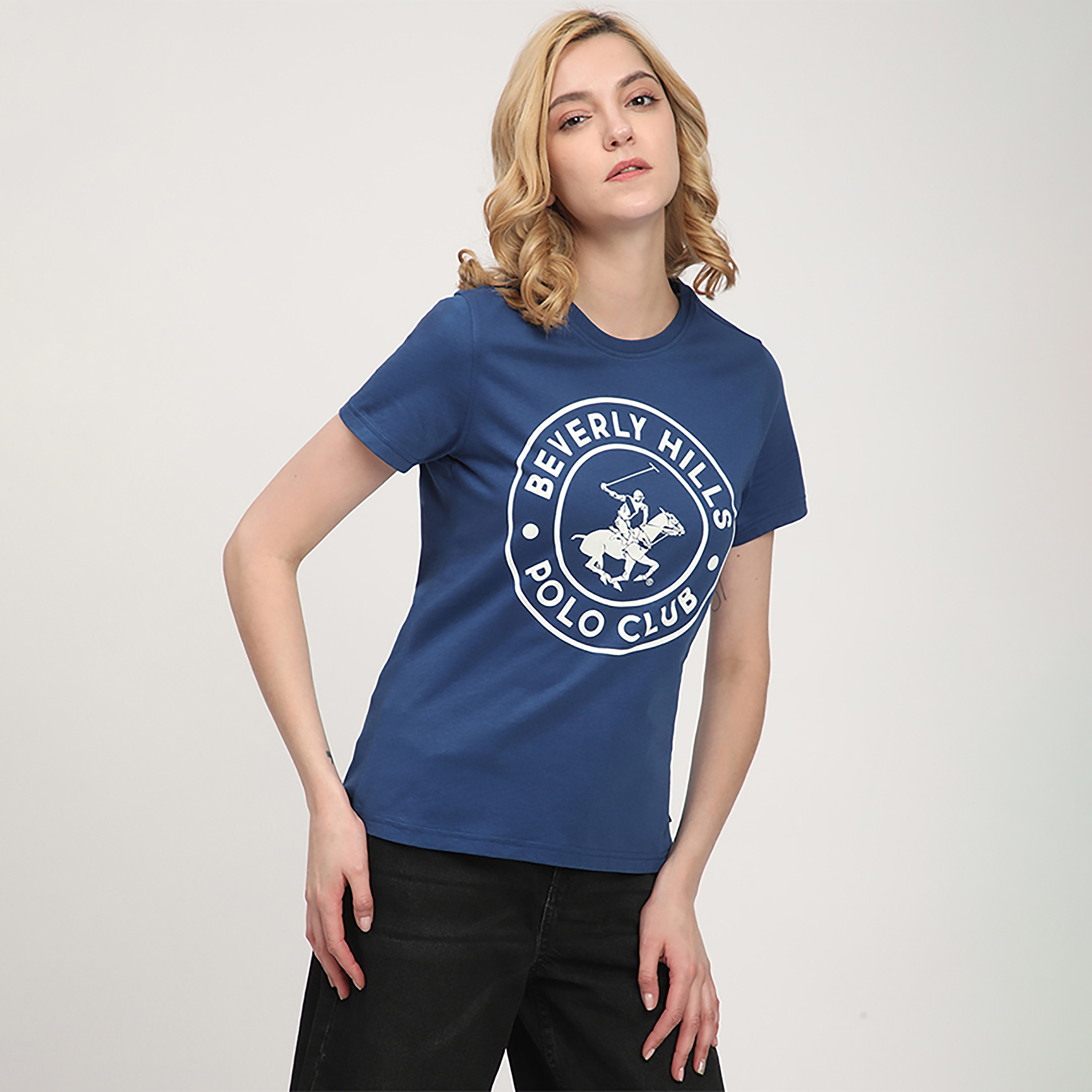 تي شيرت نسائي بأكمام قصيرة ورقبة دائرية وطبعة شعار من بيفرلي هيلز بولو كلوب-women-clothing-tshirts-image-3