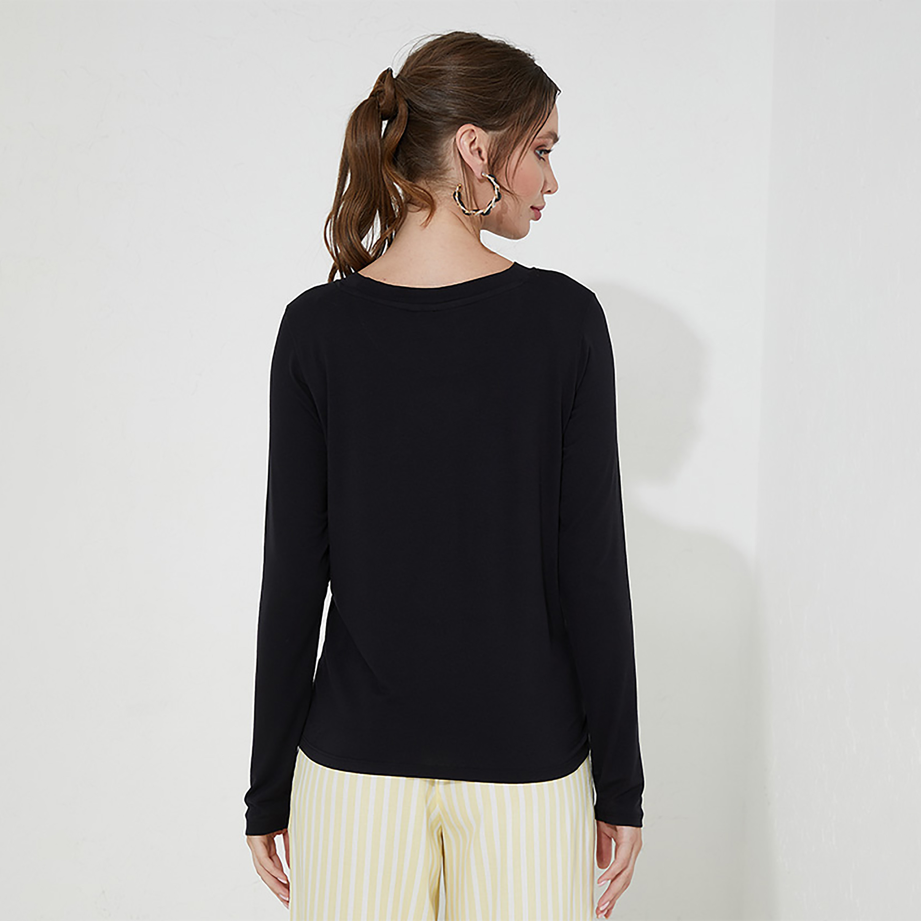  بلوزة بيفرلي هيلز بولو كلوب سادة بياقة دائرية وأكمام طويلة مع عقدة منقوشة-women-clothing-shirtsandblouses-blouses-image-4