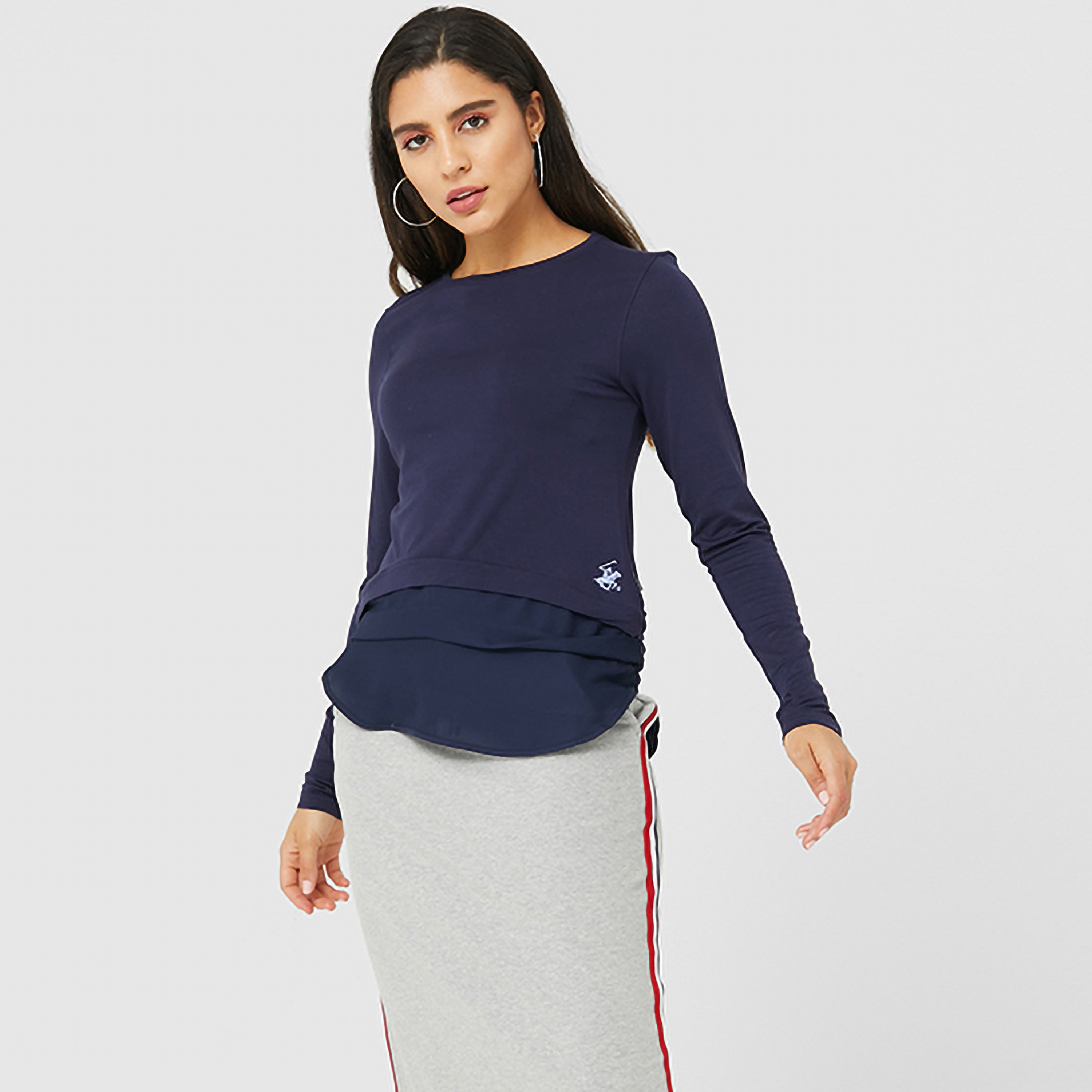 تي شيرت نسائي سادة بياقة دائرية واسعة وأكمام طويلة من بيفرلي هيلز بولو كلوب-women-clothing-tshirts-image-1
