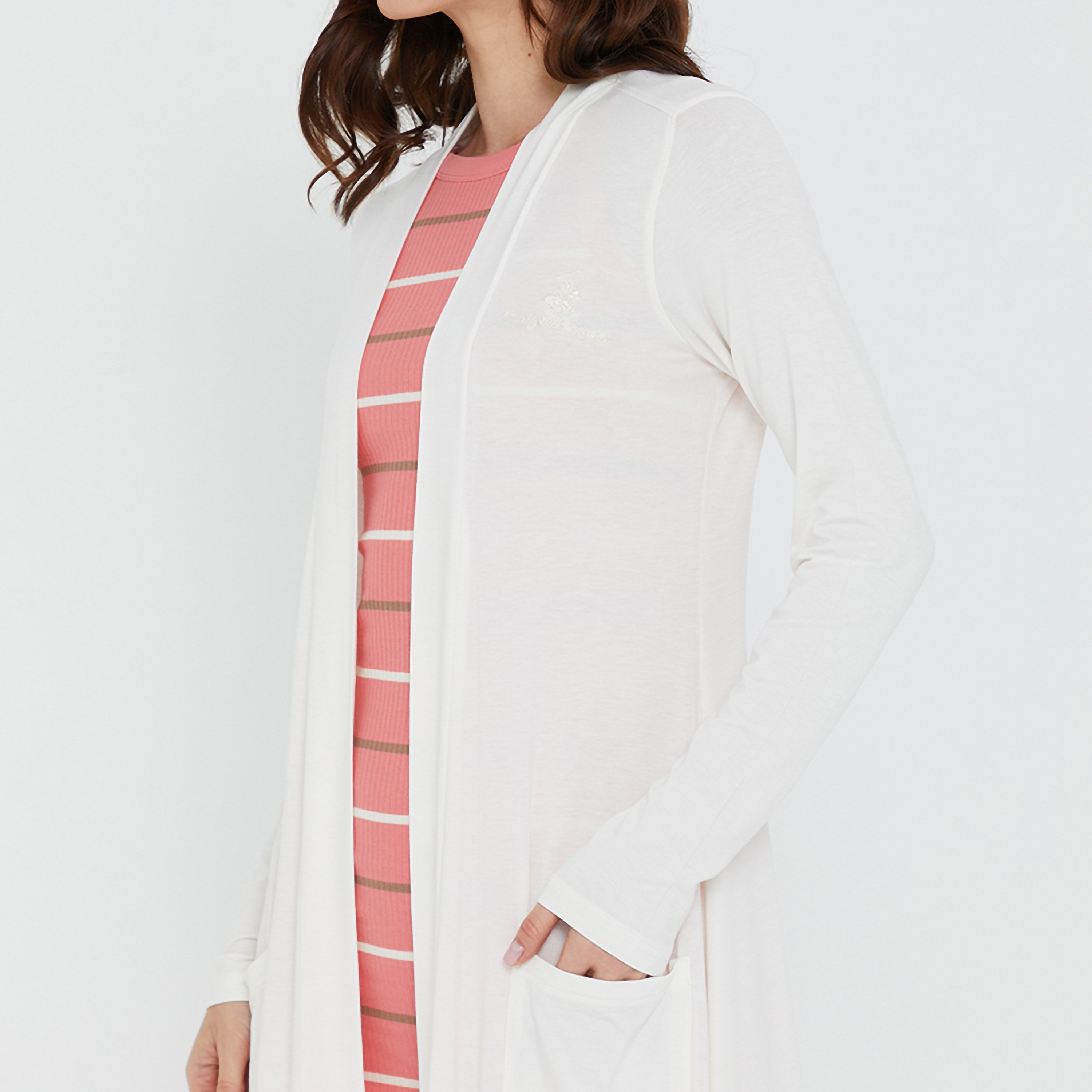 سترة نسائية سادة مفتوحة من الامام بياقة وأكمام قصيرة من بيفرلي هيلز بولو كلوب-women-clothing-shirtsandblouses-blouses-image-3