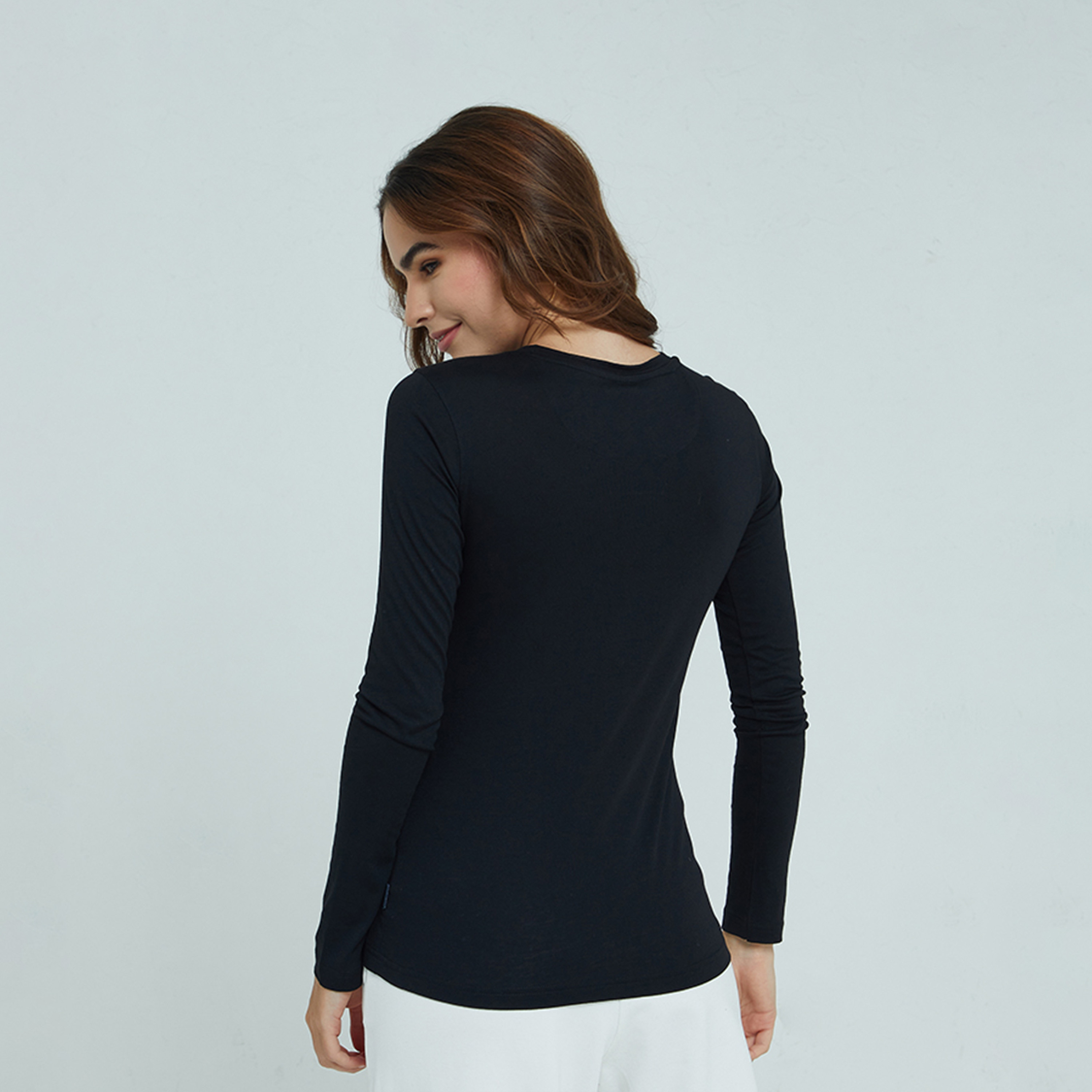 Beverly Hills Polo Club Graphic Crew Neck Long Sleeve T-shirt-women-clothing-tshirts-image-2