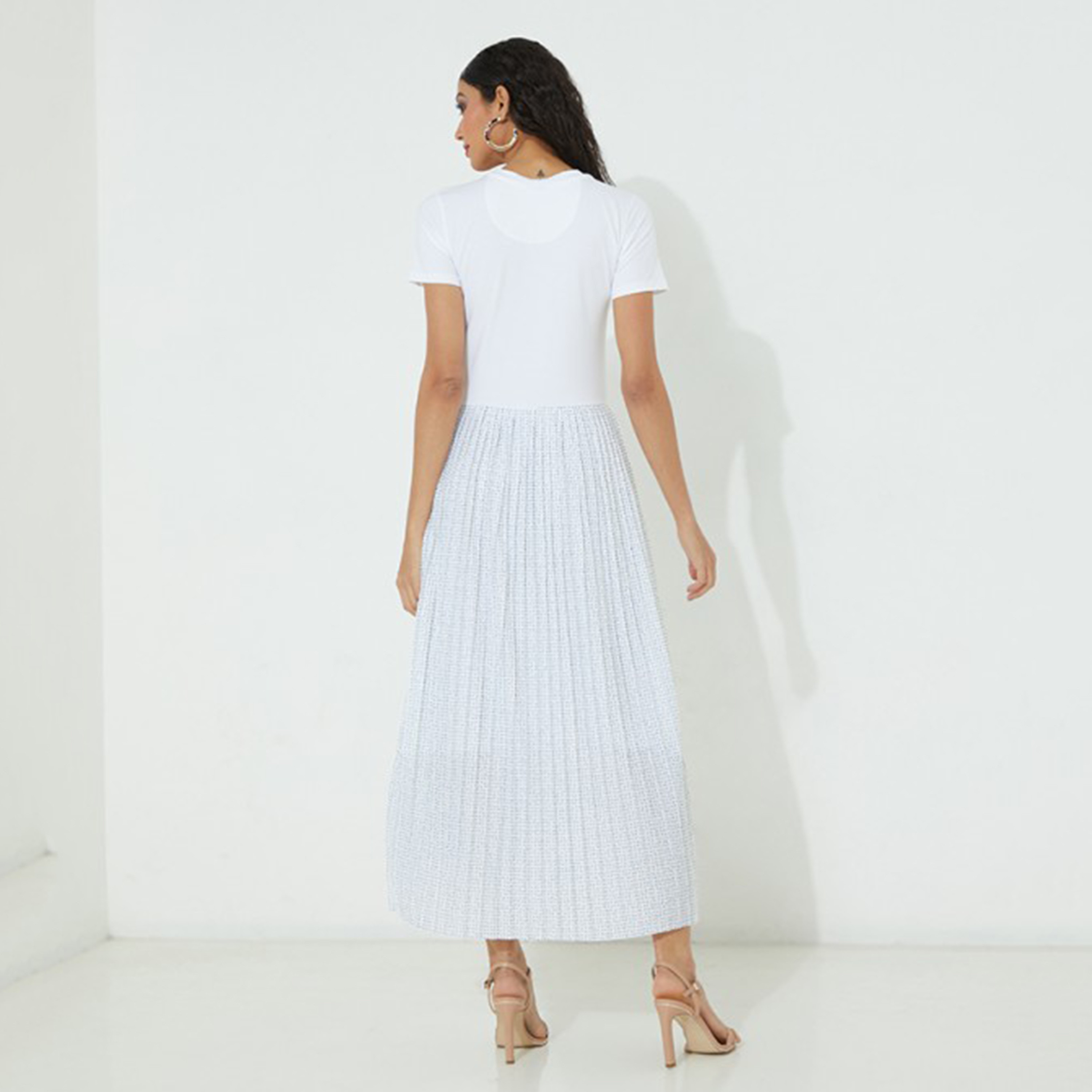 فستان ماكسي مطبوع أبيض برقبة مستديرة للنساء من بيفرلي هيلز بولو كلوب-women-clothing-dresses-image-2