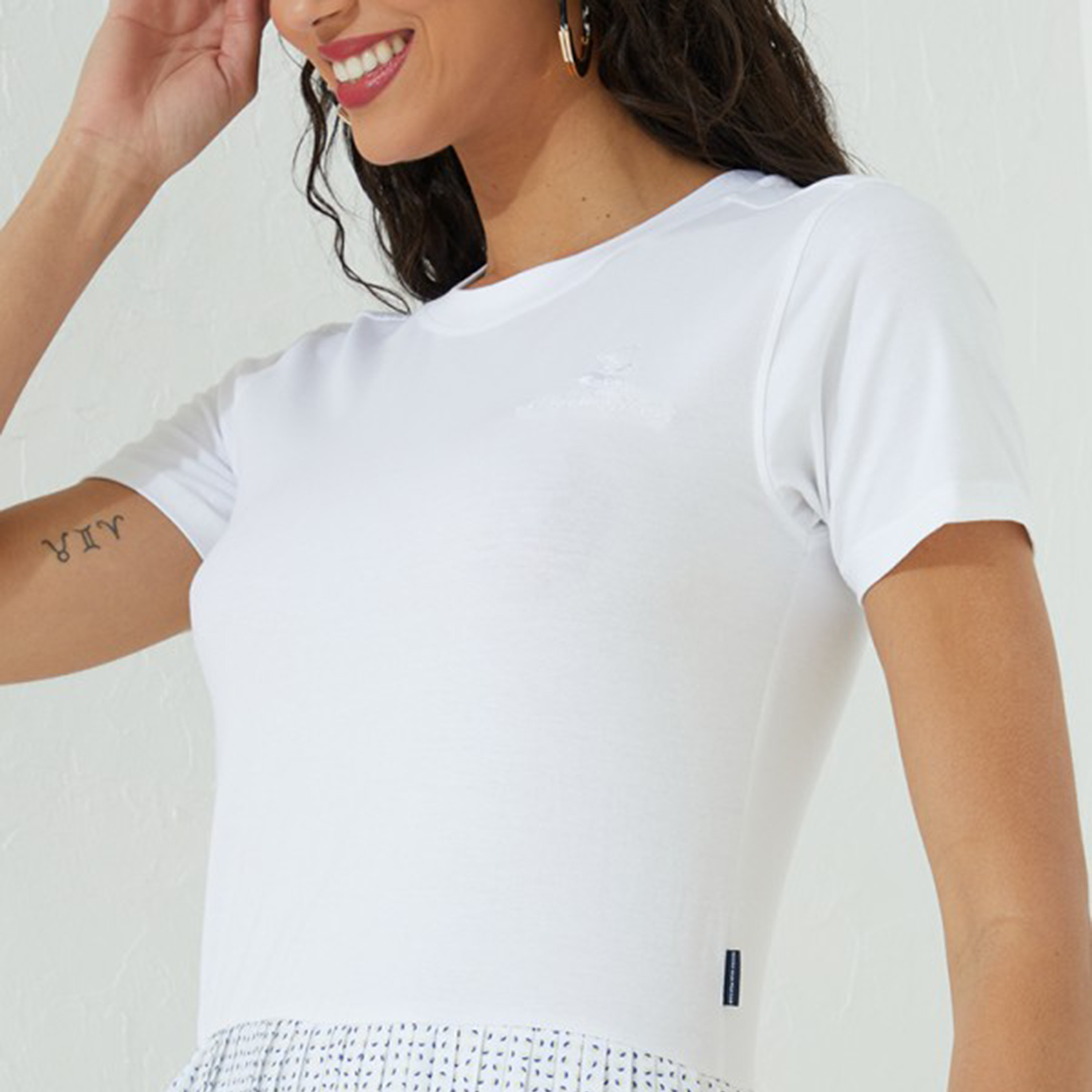 فستان ماكسي مطبوع أبيض برقبة مستديرة للنساء من بيفرلي هيلز بولو كلوب-women-clothing-dresses-image-3