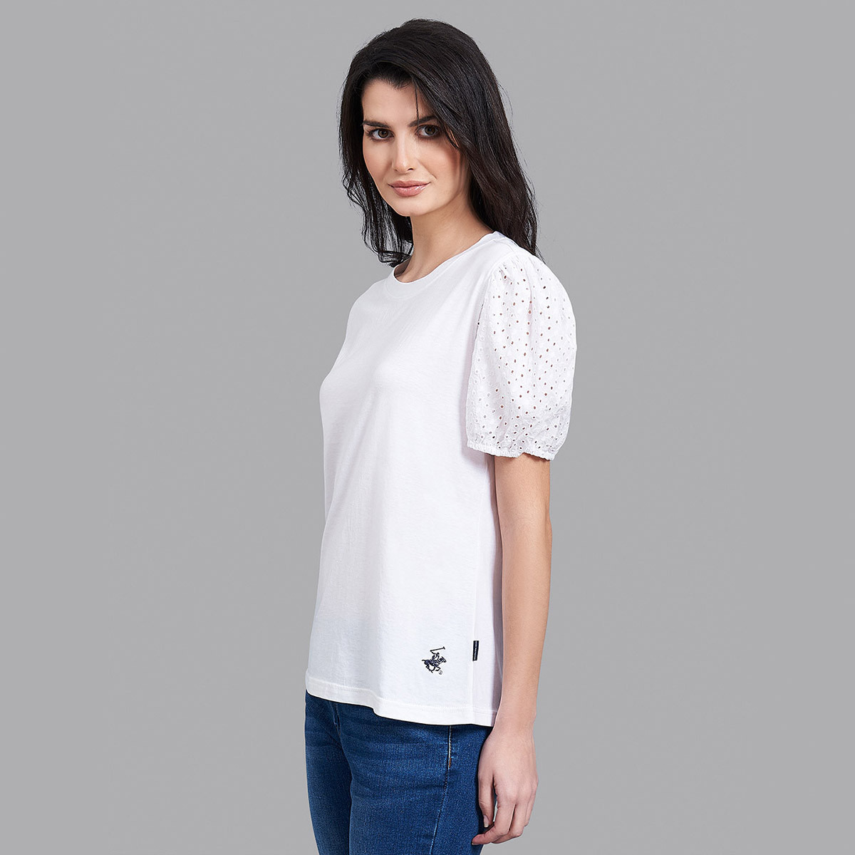 توب بيفرلي هيلز بولو كلوب نسائي بلون أبيض سادة بأكمام بالون مع ياقة دائرية-women-clothing-shirtsandblouses-blouses-image-3