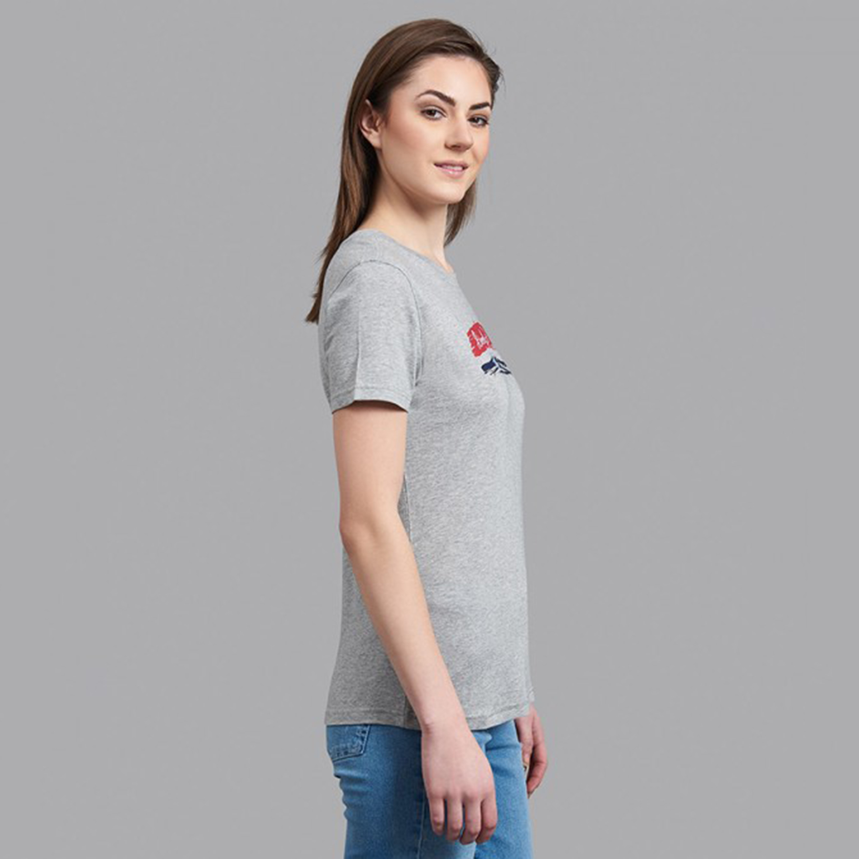 تي شيرت نسائي من بيفرلي هيلز بولو كلب بياقة مستديرة وأكمام قصيرة مع مطبوع رمادي-women-clothing-tshirts-image-2