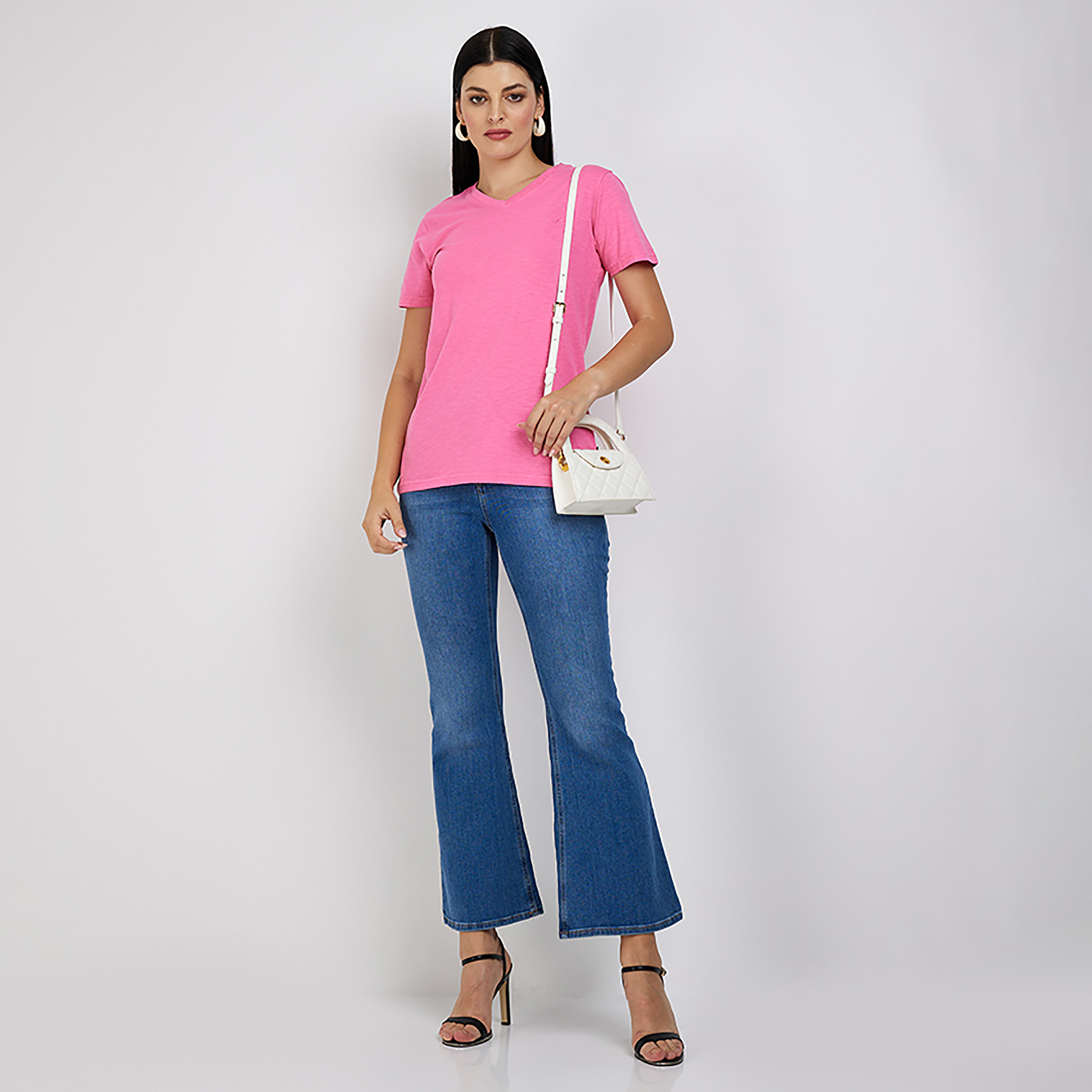 تي شيرت بيفرلي هيلز بولو كلوب بياقة على شكل وي وأكمام قصيرة مع شعار-women-clothing-tshirts-image-2