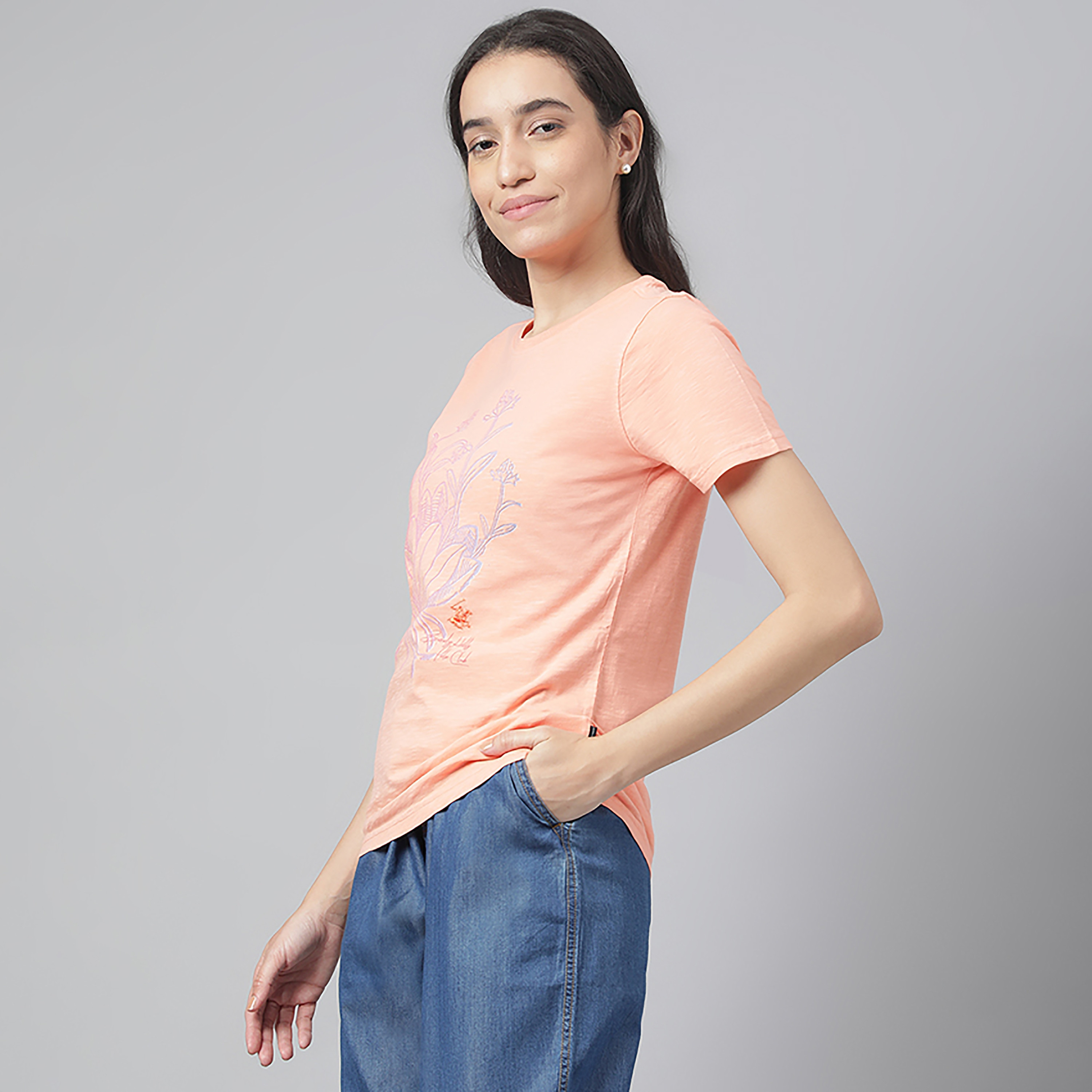 تيشيرت برقبة دائرية وأكمام قصيرة  مطبوعمن بيفرلي هيلز بولو كلوب-women-clothing-tshirts-image-6