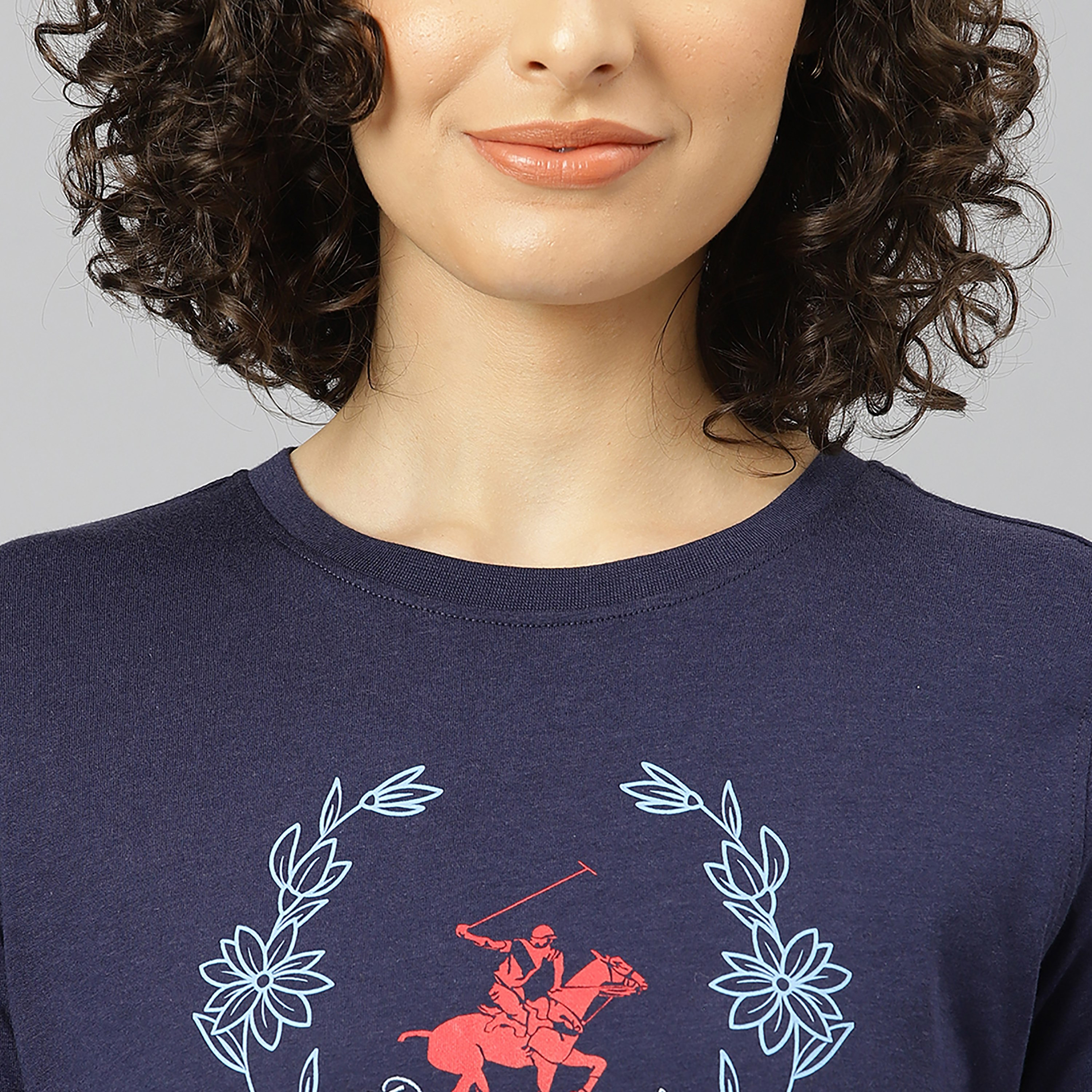 تي شيرت بياقة مستديرة بتصميم مطبوعة وأكمام طويلة من بيفرلي هيلز بولو كلوب -women-clothing-tshirts-image-3
