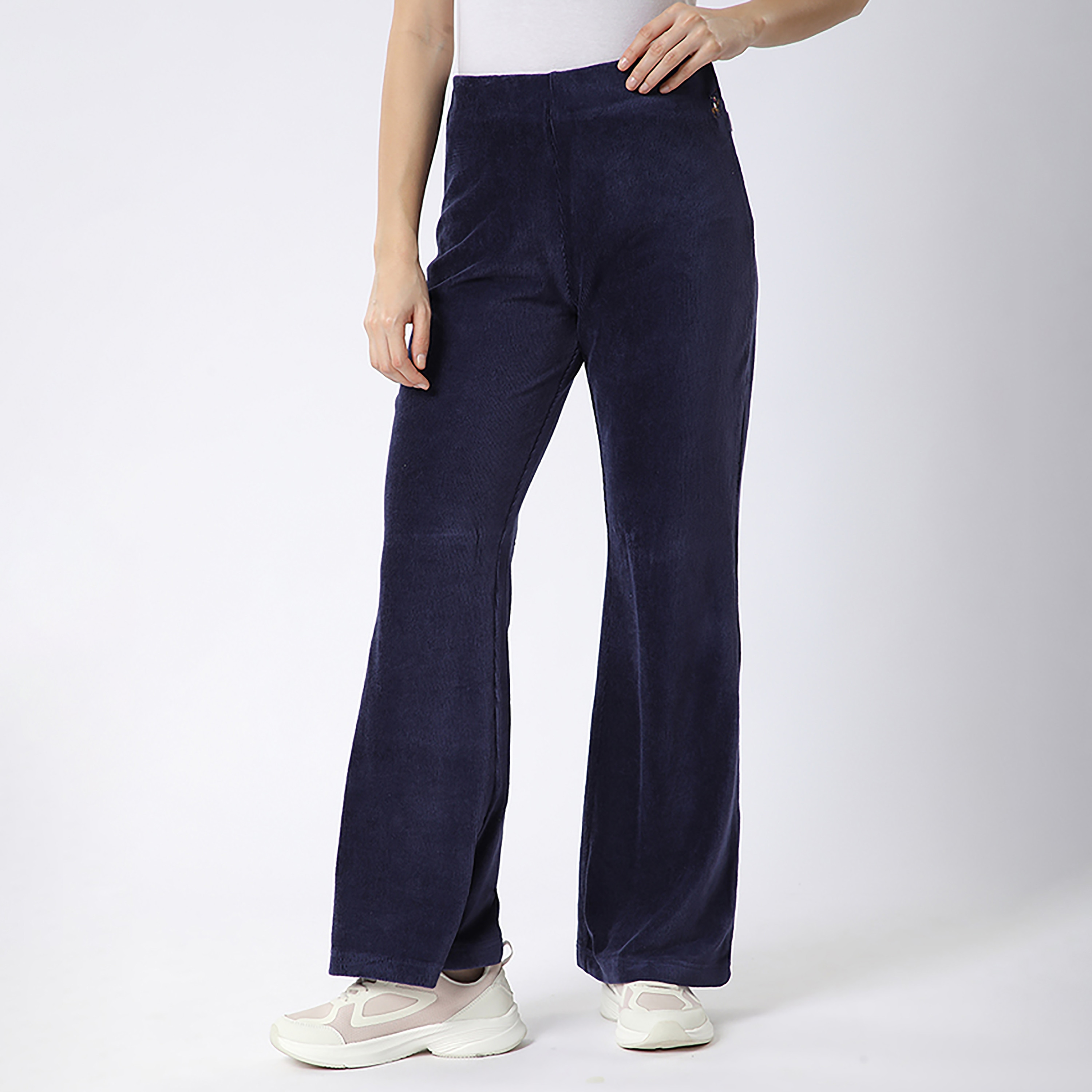 بنطلون رياضي نسائي سادة بخصر مرتفع من بيفرلي هيلز بولو كلوب-women-clothing-bottoms-joggers-image-6