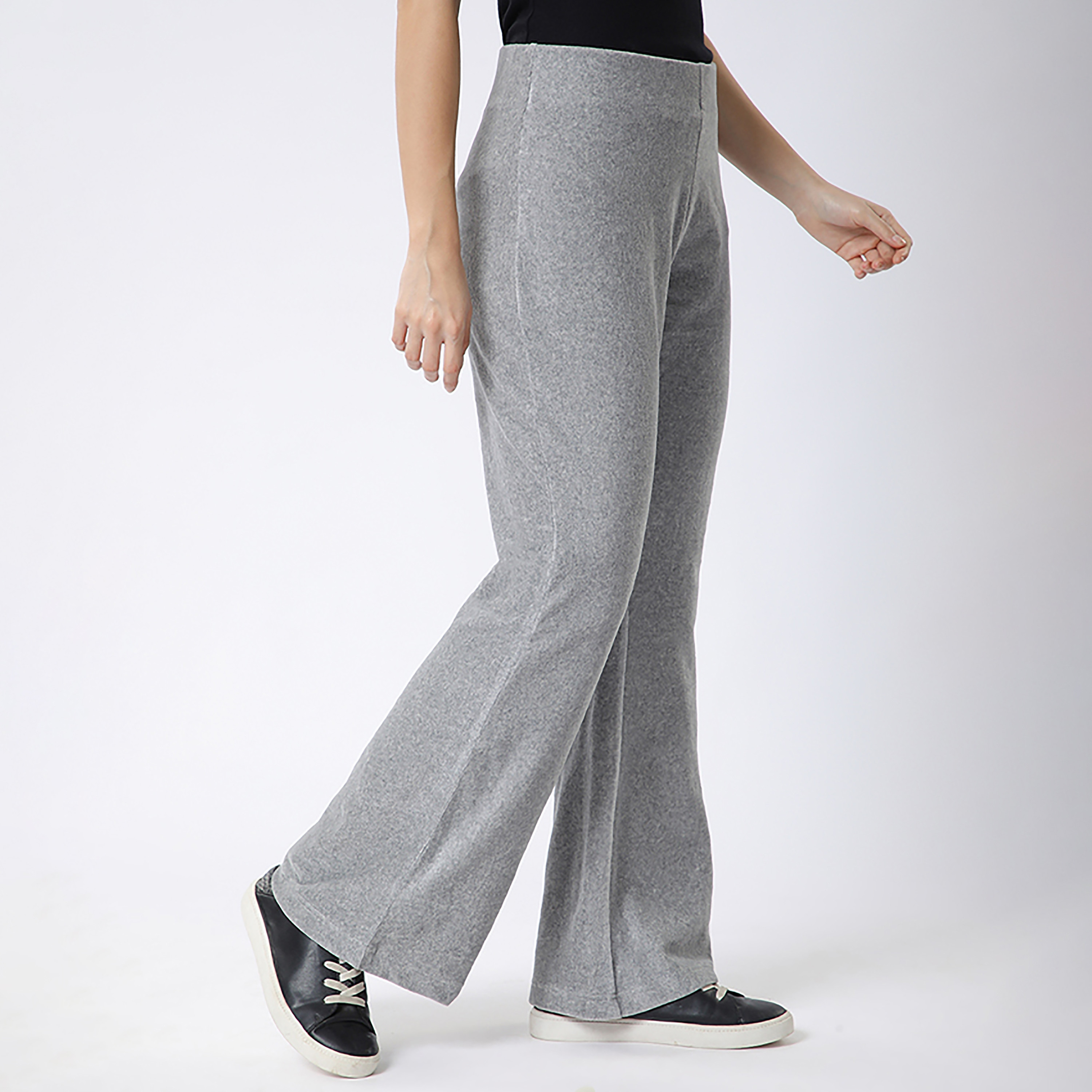 بنطلون رياضي نسائي سادة بخصر مرتفع من بيفرلي هيلز بولو كلوب-women-clothing-bottoms-joggers-image-3