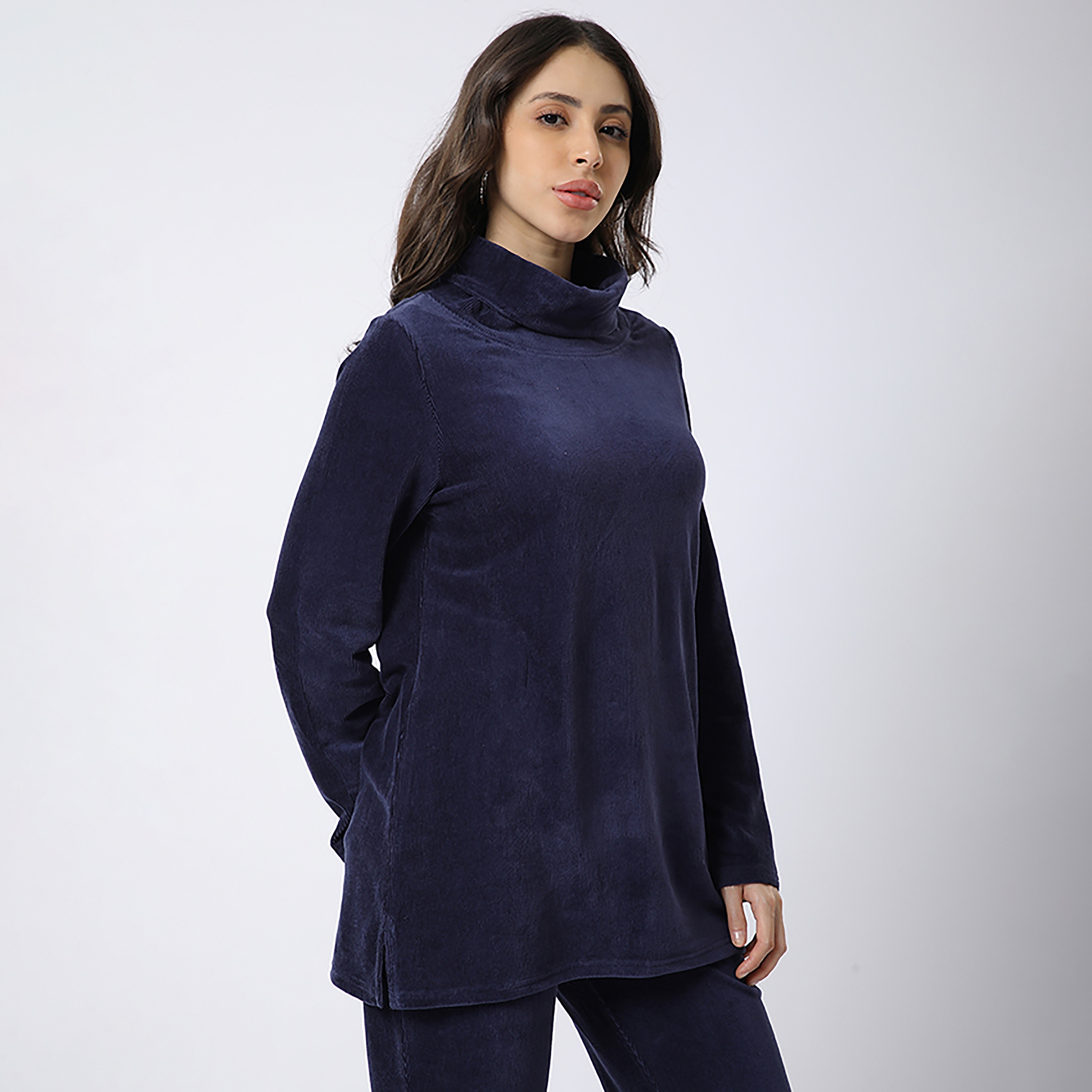 سويت شيرت نسائي سادة بياقة سلحفاة وأكمام طويلة من بيفرلي هيلز بولو كلوب-women-winterwear-hoodiesandsweatshirts-sweatshirts-image-3