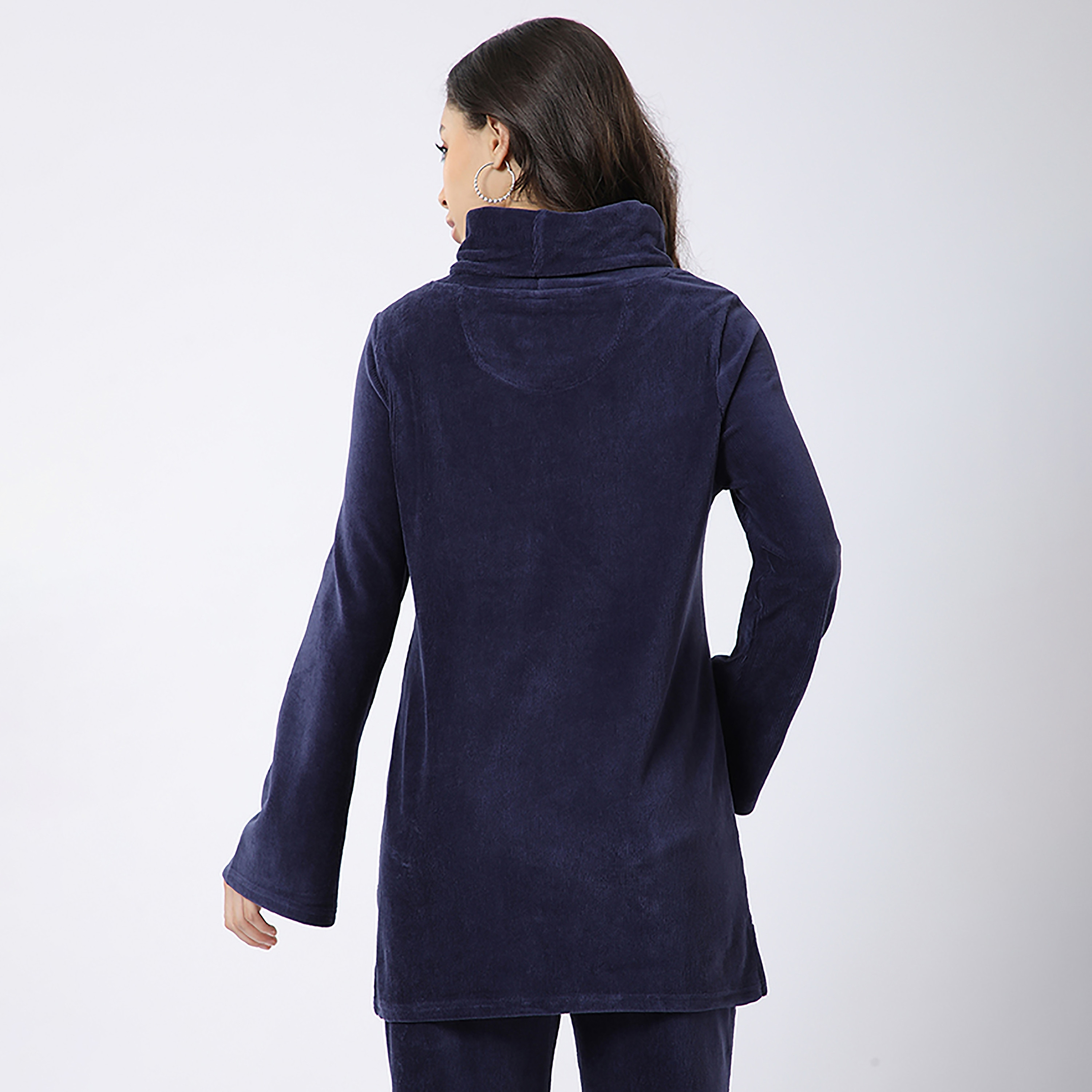 سويت شيرت نسائي سادة بياقة سلحفاة وأكمام طويلة من بيفرلي هيلز بولو كلوب-women-winterwear-hoodiesandsweatshirts-sweatshirts-image-4