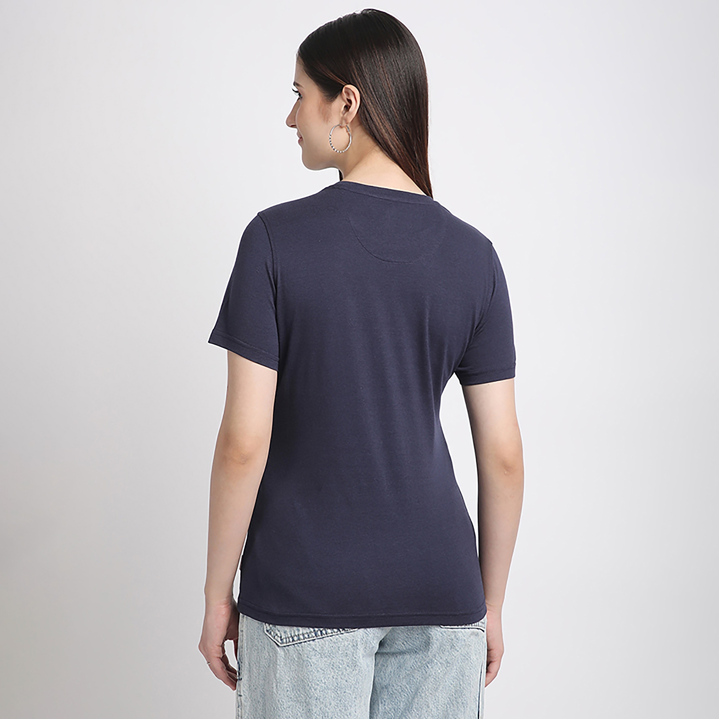 تي شيرت نسائي بأكمام قصيرة ورقبة دائرية وطبعة ماندالا من بيفرلي هيلز بولو كلوب-women-clothing-tshirts-image-8