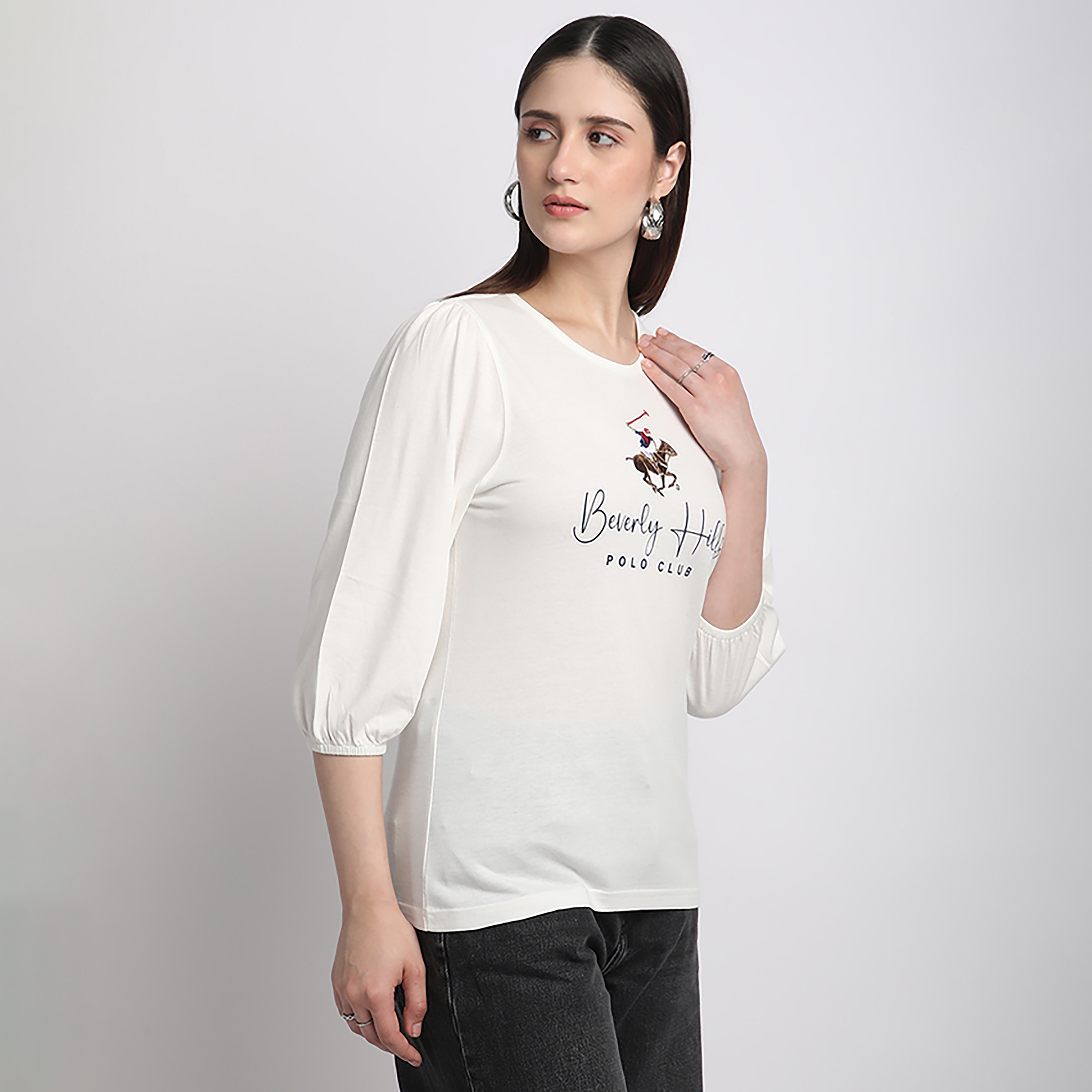 تي شيرت نسائي بياقة دائرية وأكمام ثلاثة أرباع وطبعة شعار من بيفرلي هيلز بولو كلوب-women-clothing-tshirts-image-3