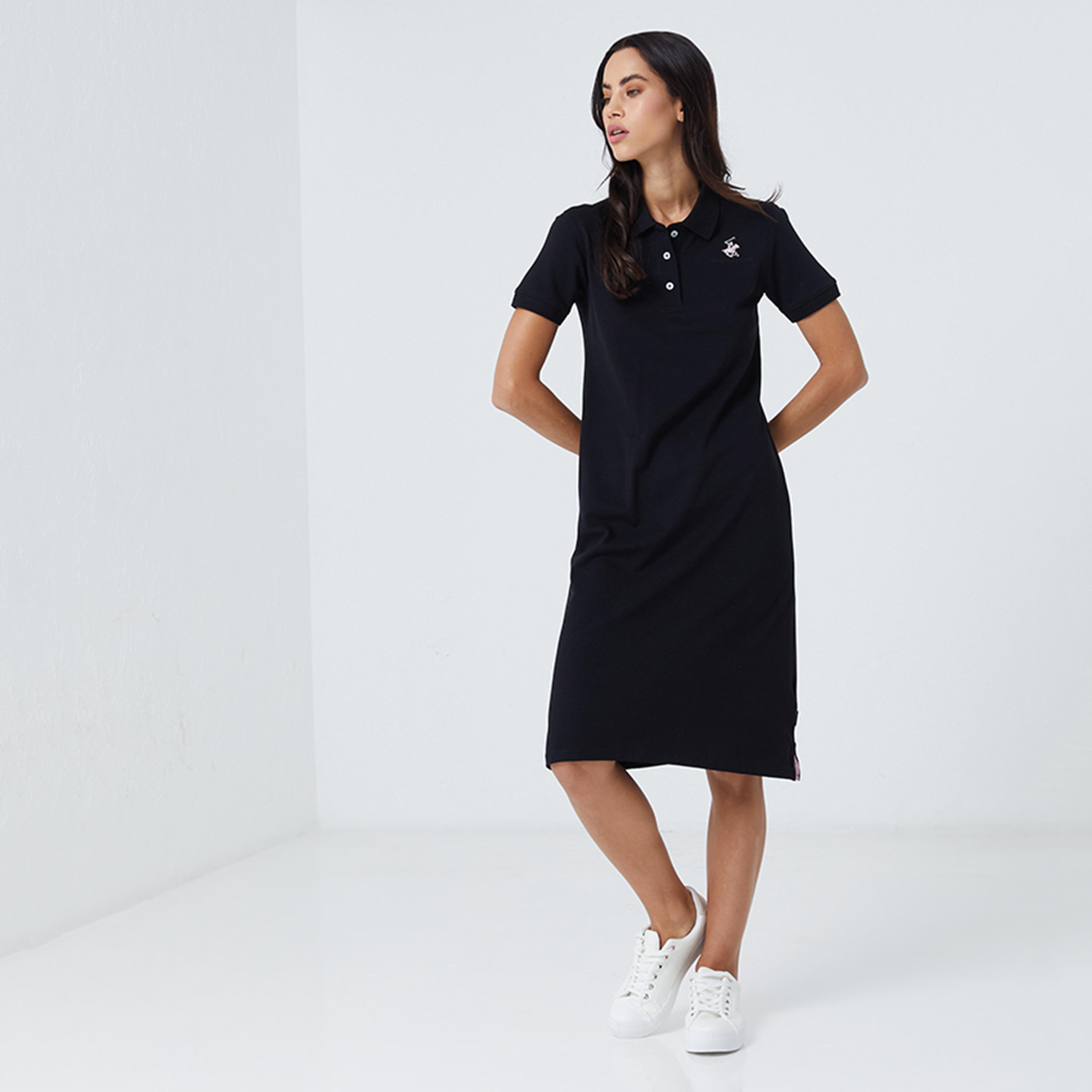 فستان قميص بطول الركبة ذو مطرز بشعار مع ياقة من بيفرلي هيلز بولو كلوب-women-clothing-dresses-image-2