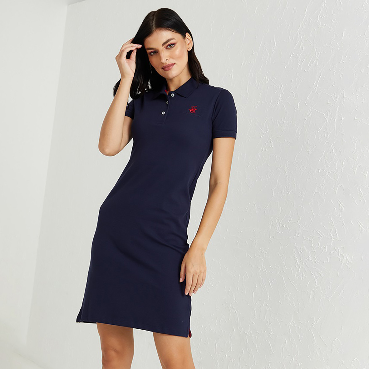 بيفرلي هيلز بولو كلوب-  فستان نسائي متوسط ​​الطول بأكمام قصيرة-women-clothing-dresses-image-1