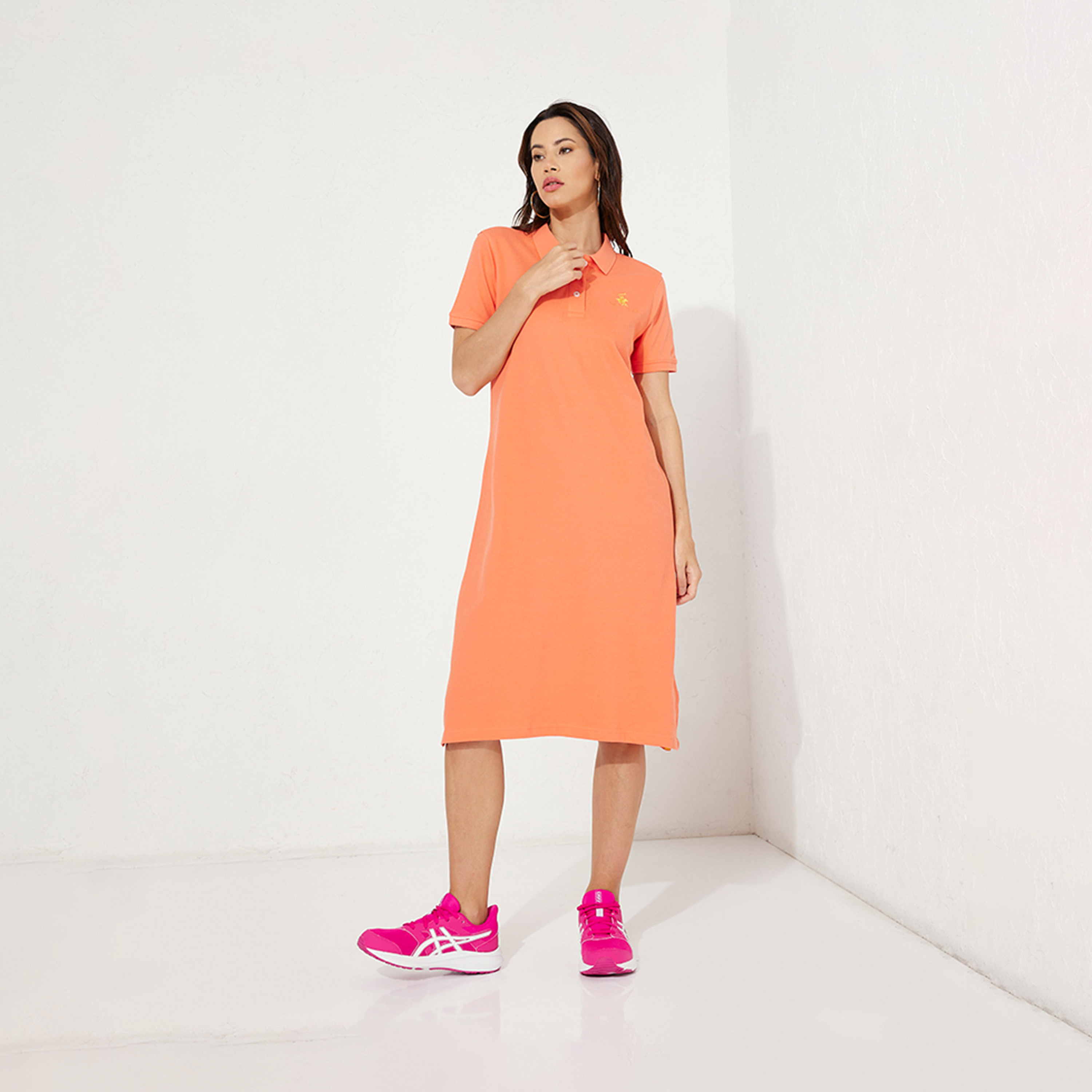 بيفرلي هيلز بولو كلوب- فستان نسائي متوسط الطول بياقة دائرية أكمام قصيرة-women-clothing-dresses-image-5