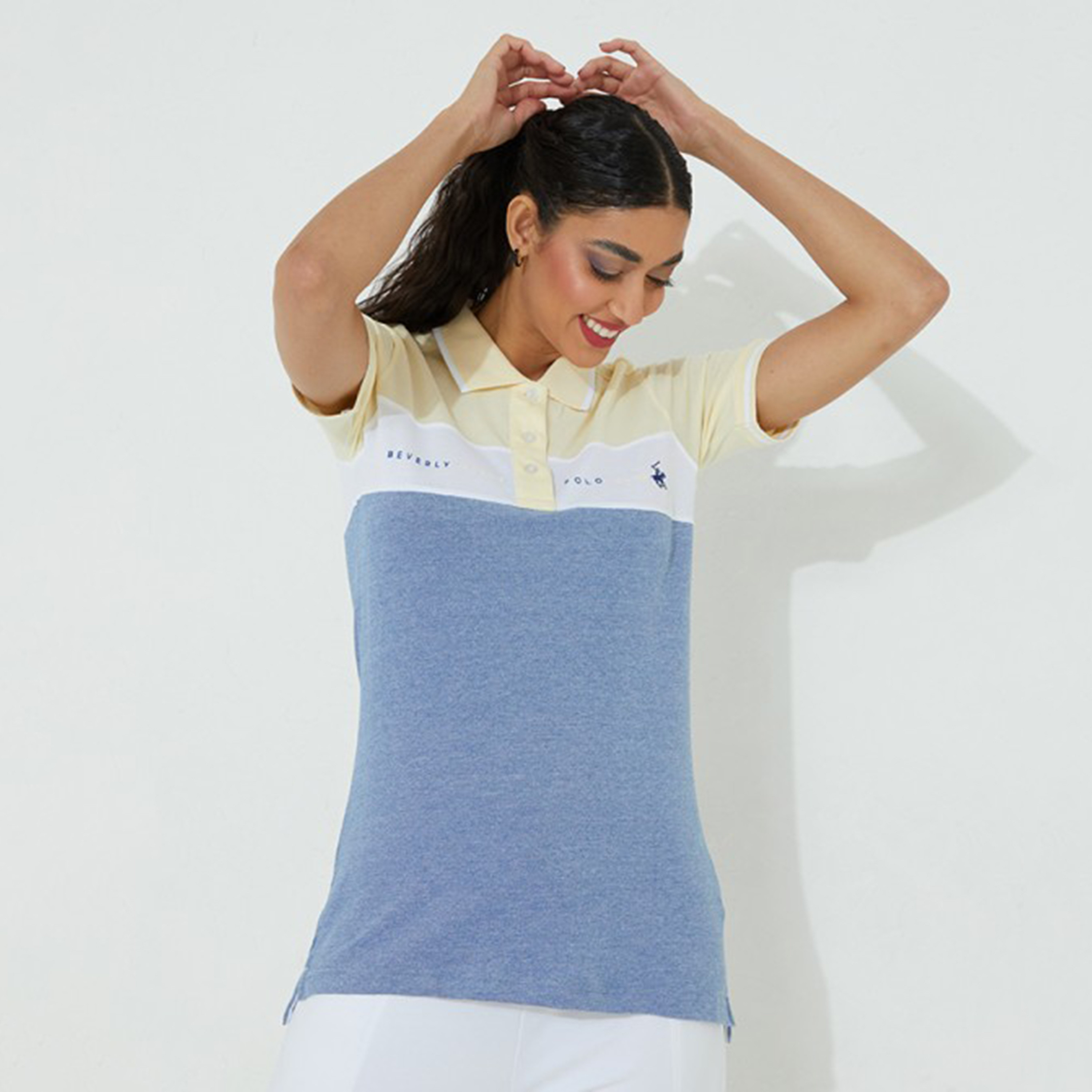 تي شيرت بيفرلي هيلز بولو كلب بأكمام قصيرة مع منسوجة بلون ازرق للنساء-women-clothing-tshirts-image-1