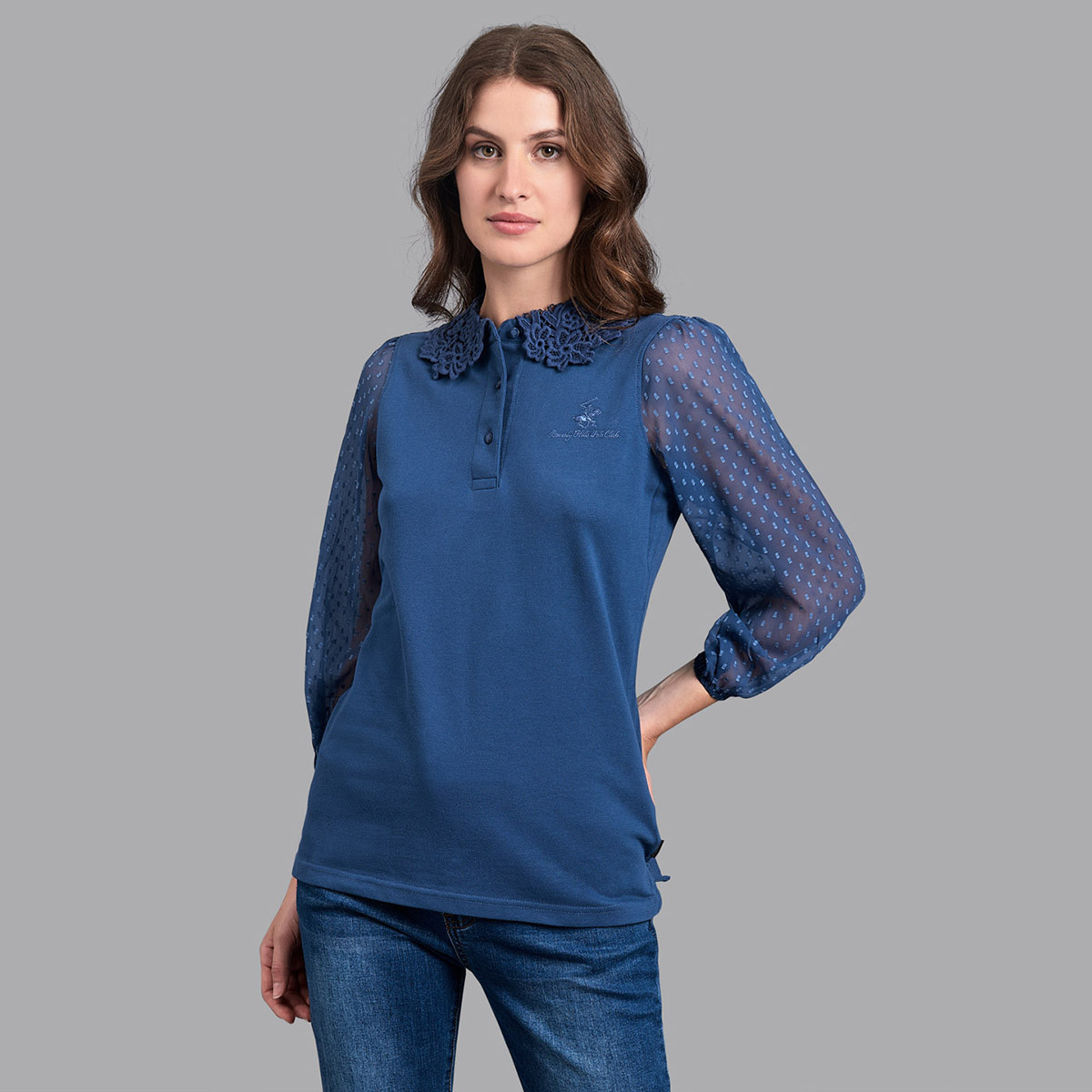 توب أزرق بشعار نسائي مع ياقة مطرزة من بيفرلي هيلز بولو كلوب-women-clothing-shirtsandblouses-blouses-image-1