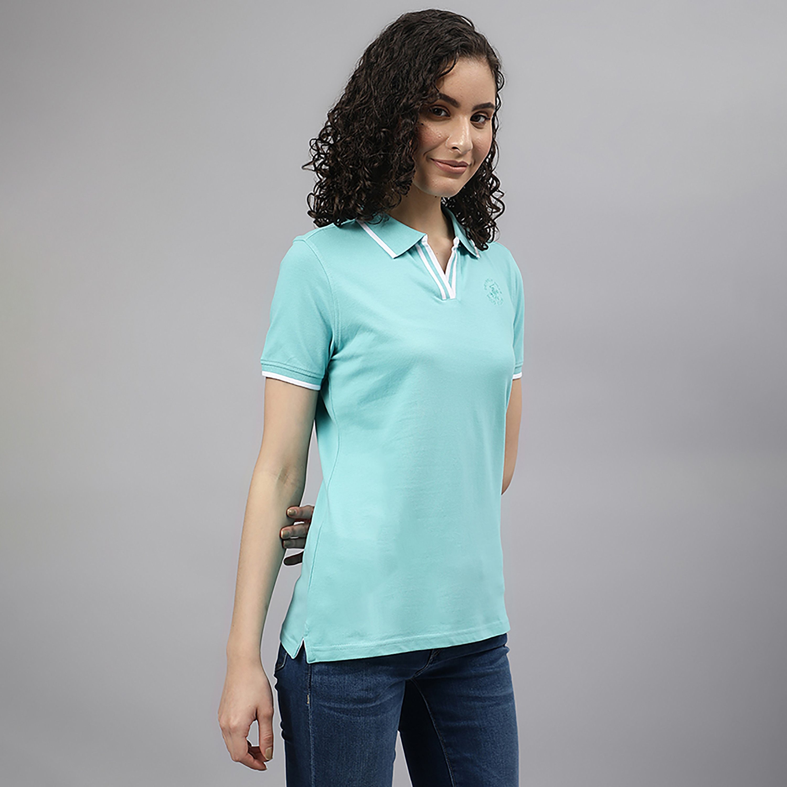 تيشيرت بولو سادة بياقة وأكمام قصيرة من بيفرلي هيلز بولو كلوب-women-clothing-tshirts-image-3