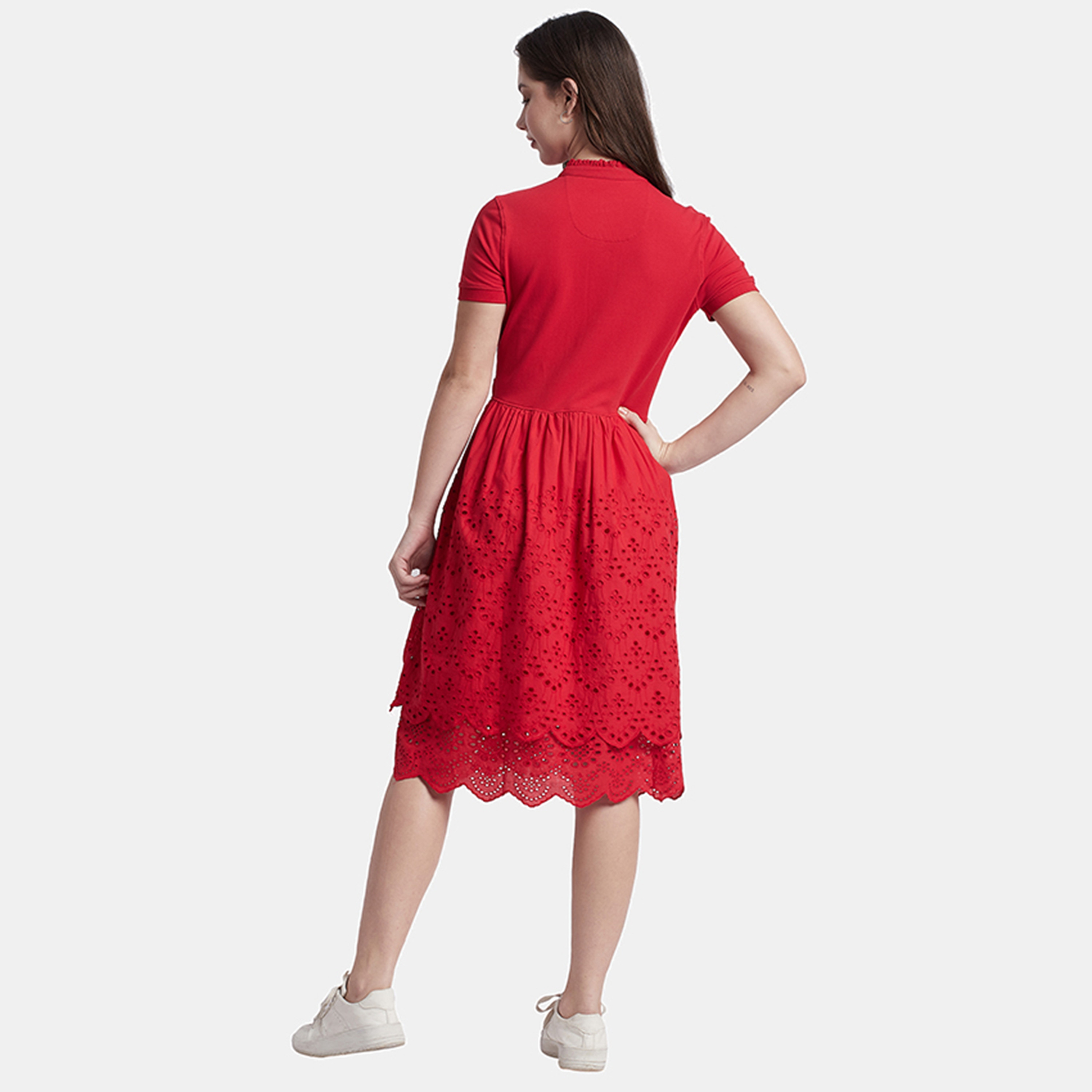 فستان ميدي بياقة ماندارين ذو شيفلي مطرز من بيفرلي هيلز بولو كلوب-women-clothing-dresses-image-8