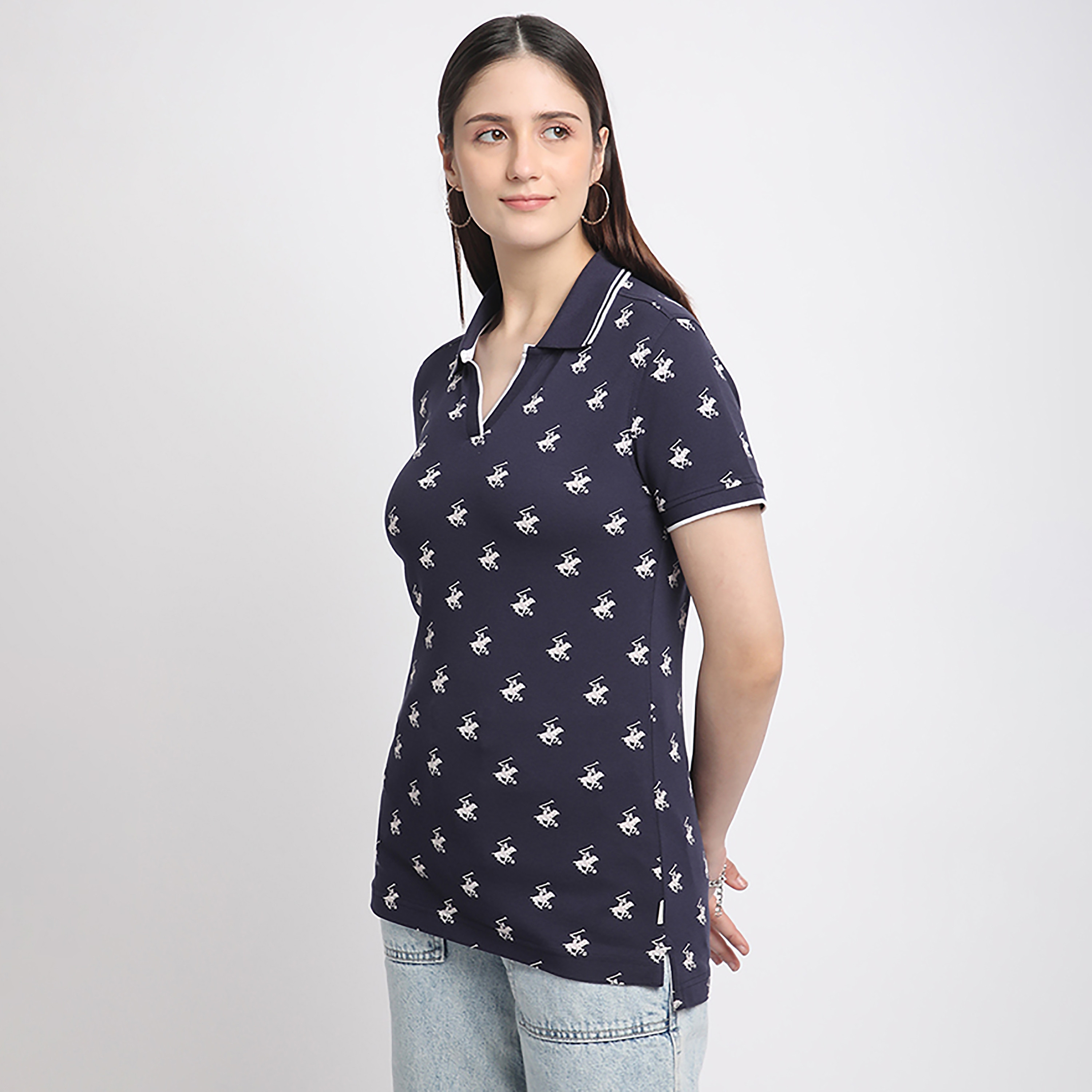 تي شيرت بولو نسائي بيفرلي هيلز بولو كلوب بشعار العلامة التجارية وأكمام قصيرة-women-clothing-tshirts-image-4