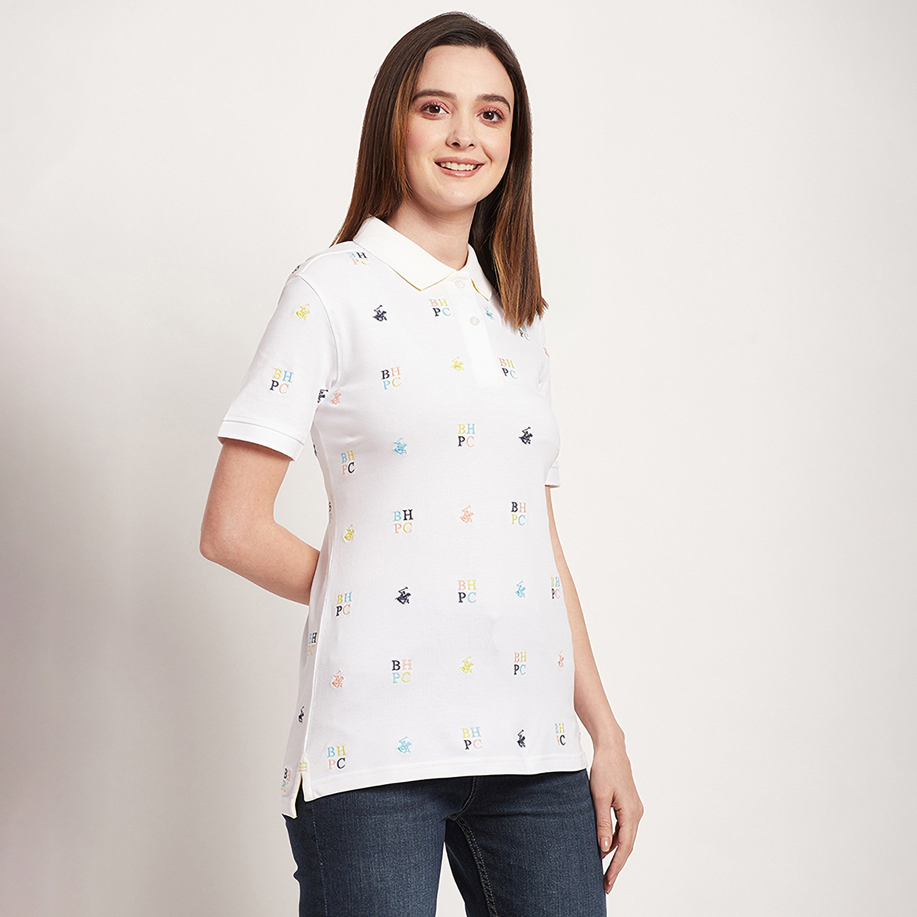 تي شيرت بولو من بيفرلي هيلز بولو كلوب بياقة وأكمام قصيرة مع شعار بالكامل-women-clothing-tshirts-image-7