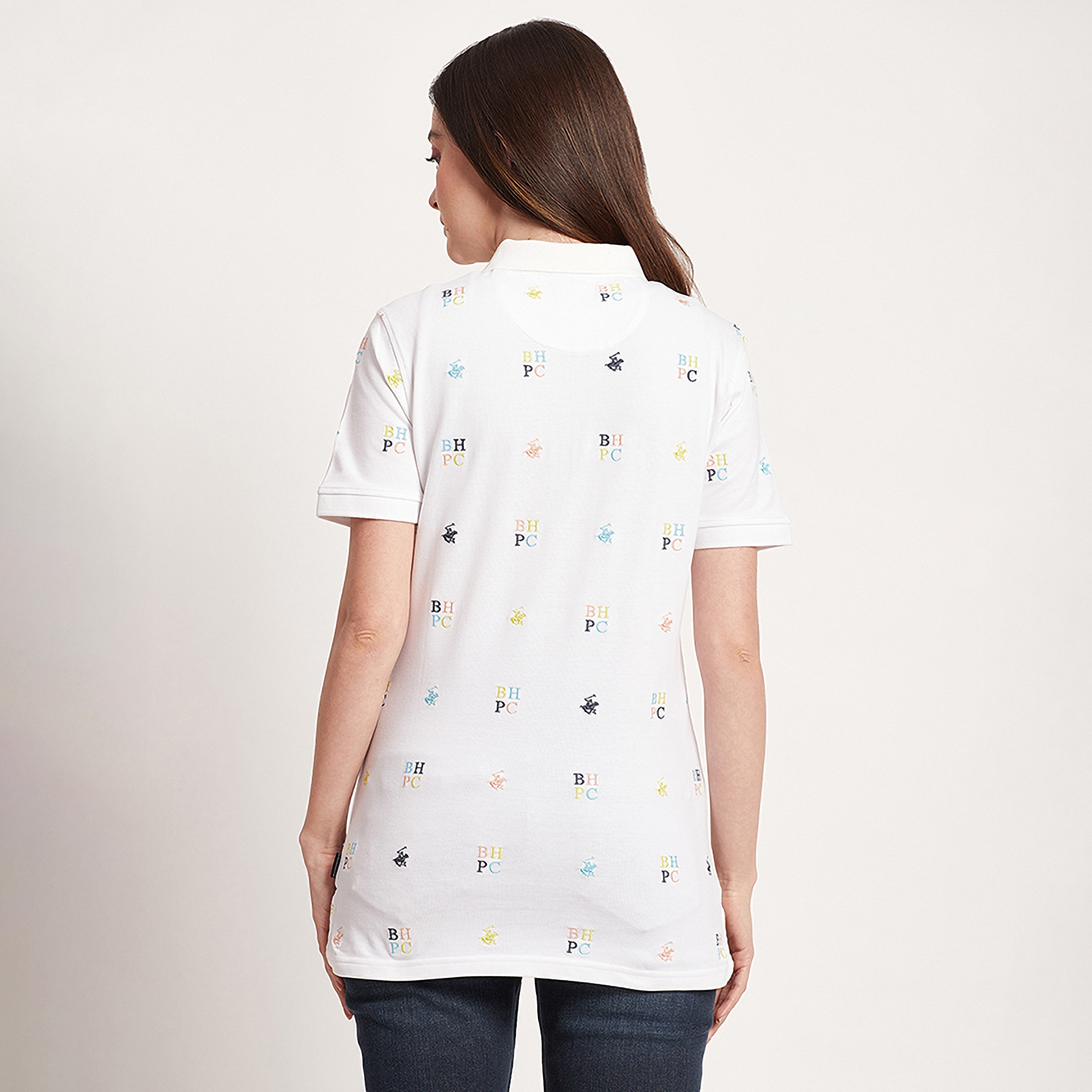تي شيرت بولو من بيفرلي هيلز بولو كلوب بياقة وأكمام قصيرة مع شعار بالكامل-women-clothing-tshirts-image-8