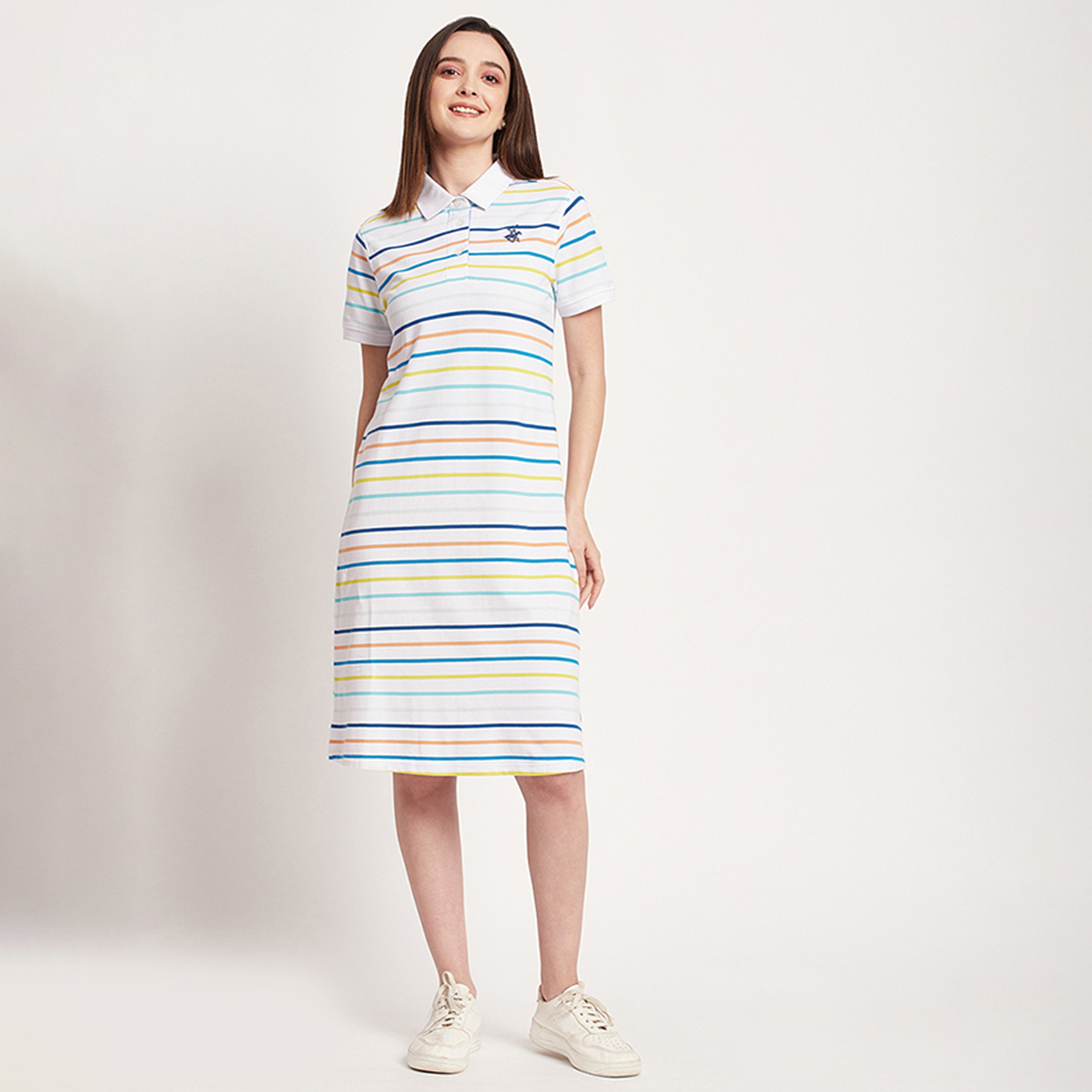 فستان تي شيرت بطول الركبة مع ياقة بولو ذو مخطط من بيفرلي هيلز بولو كلوب-women-clothing-dresses-image-1