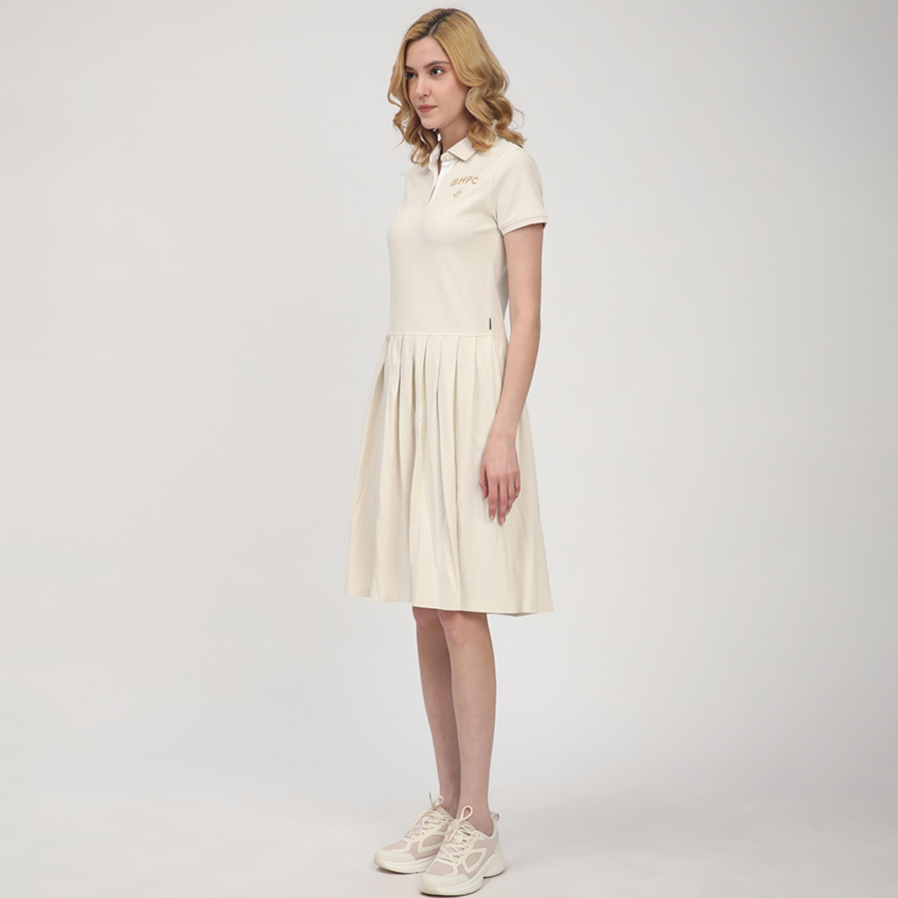 فستان نسائي يصل إلى الركبة مع تي شيرت بياقة مطوية من بيفرلي هيلز بولو كلوب-women-clothing-dresses-image-10