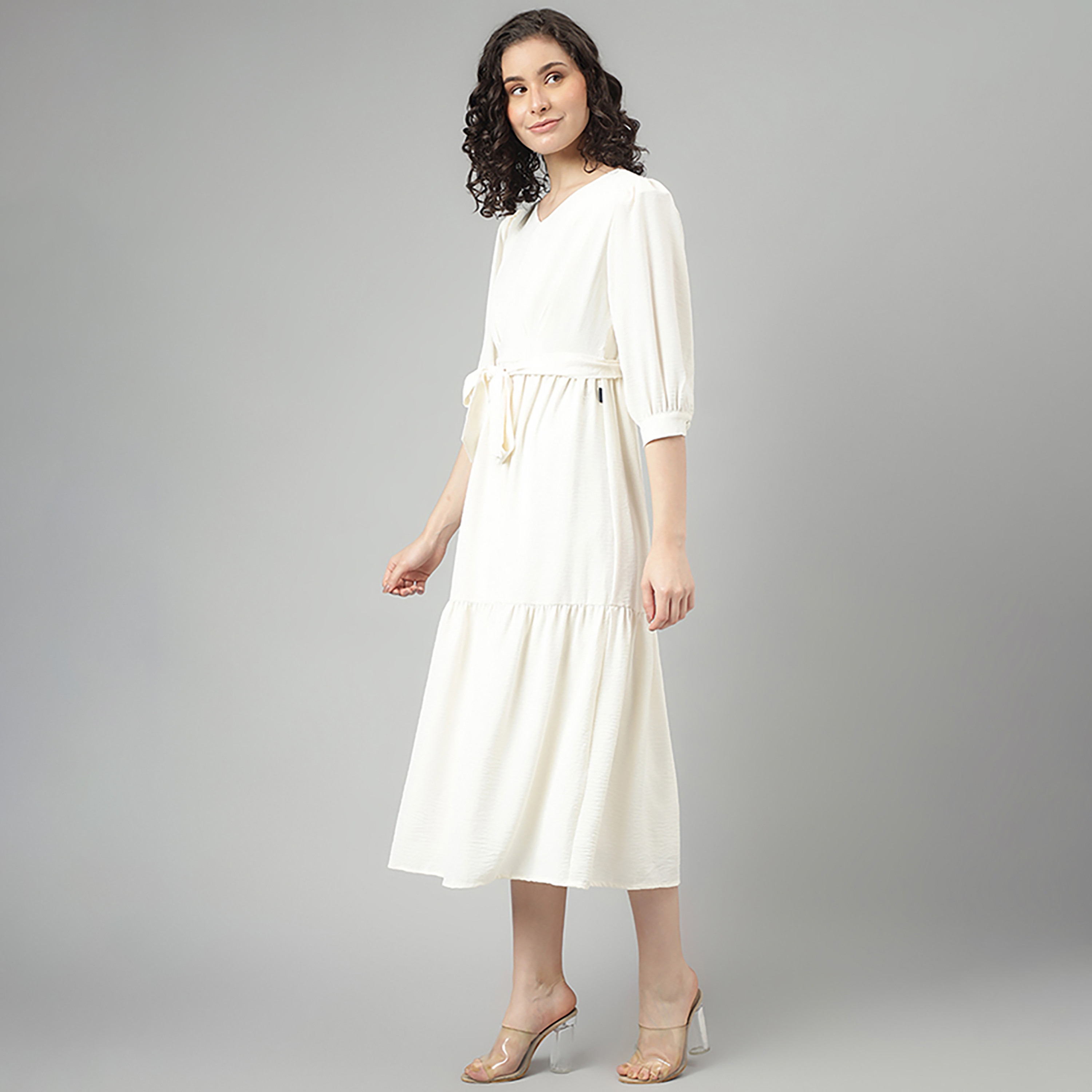 فستان أبيض متوسط الطول طبقات من بيفرلي هيلز بولو كلوب-women-clothing-dresses-image-2