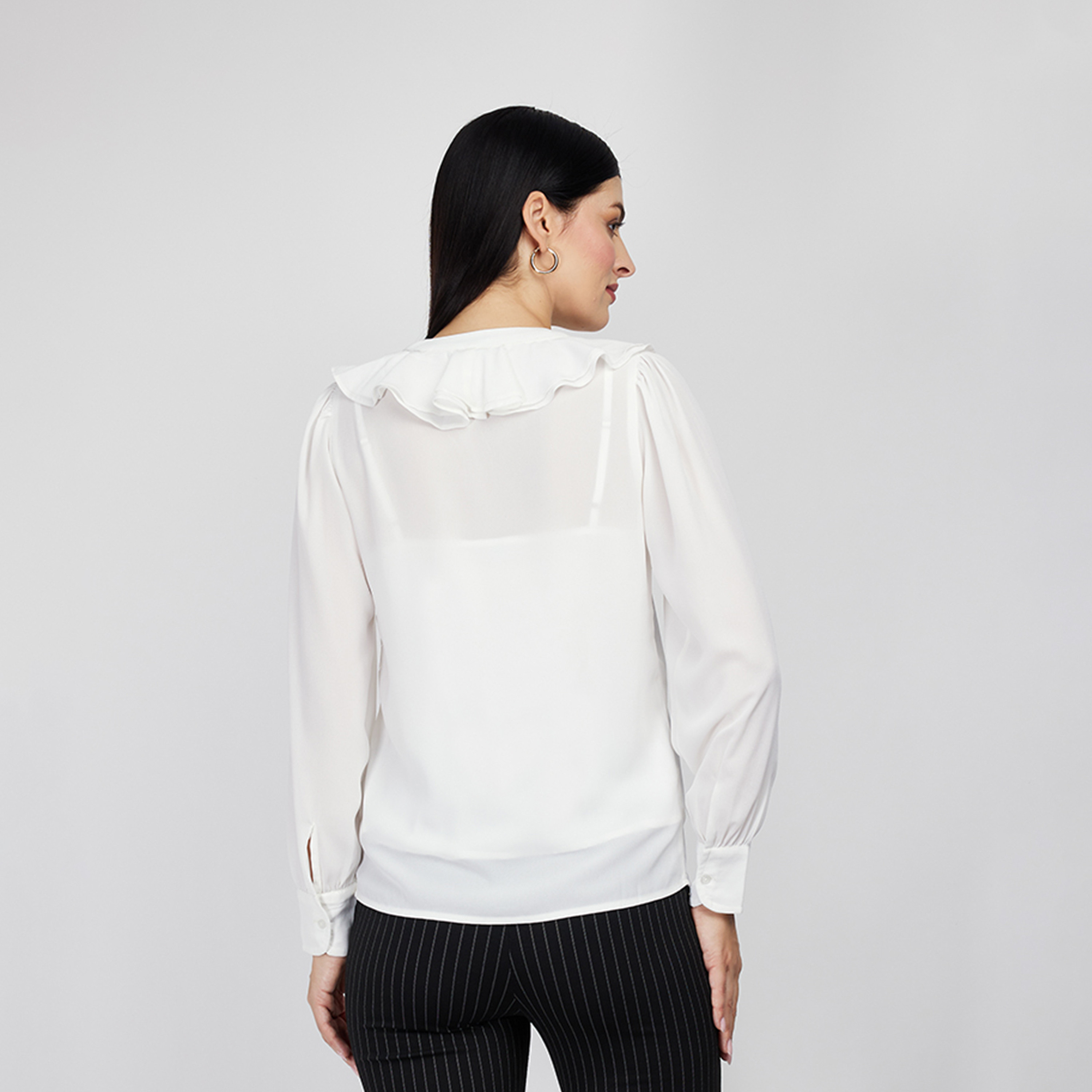 بيفرلي هيلز بولو كلوب- قميص نسائي برقبة على شكل حرف V-women-clothing-tshirts-image-6