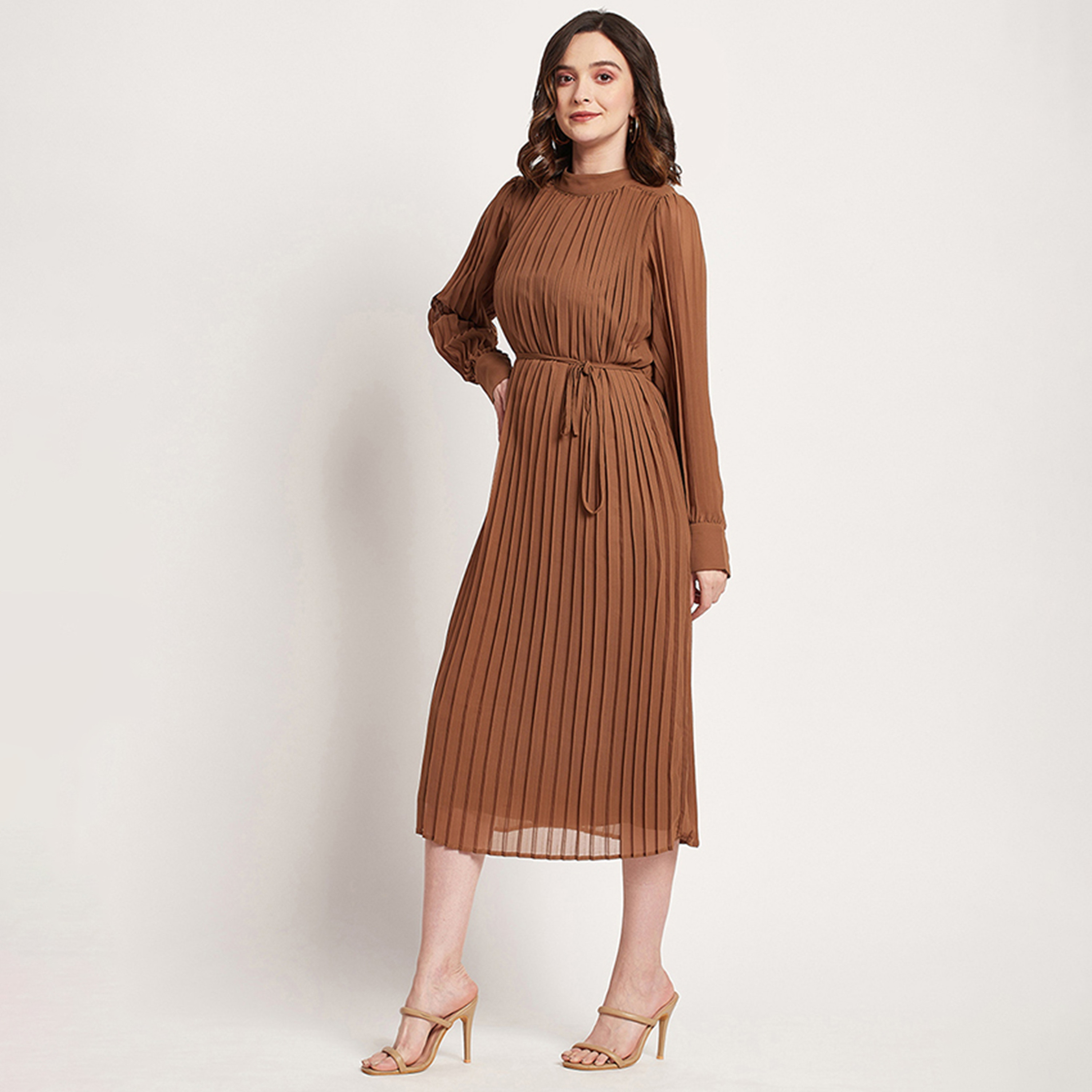 فستان ميدي بطيات بياقة موك سادة من بيفرلي هيلز بولو كلوب-women-clothing-dresses-image-2