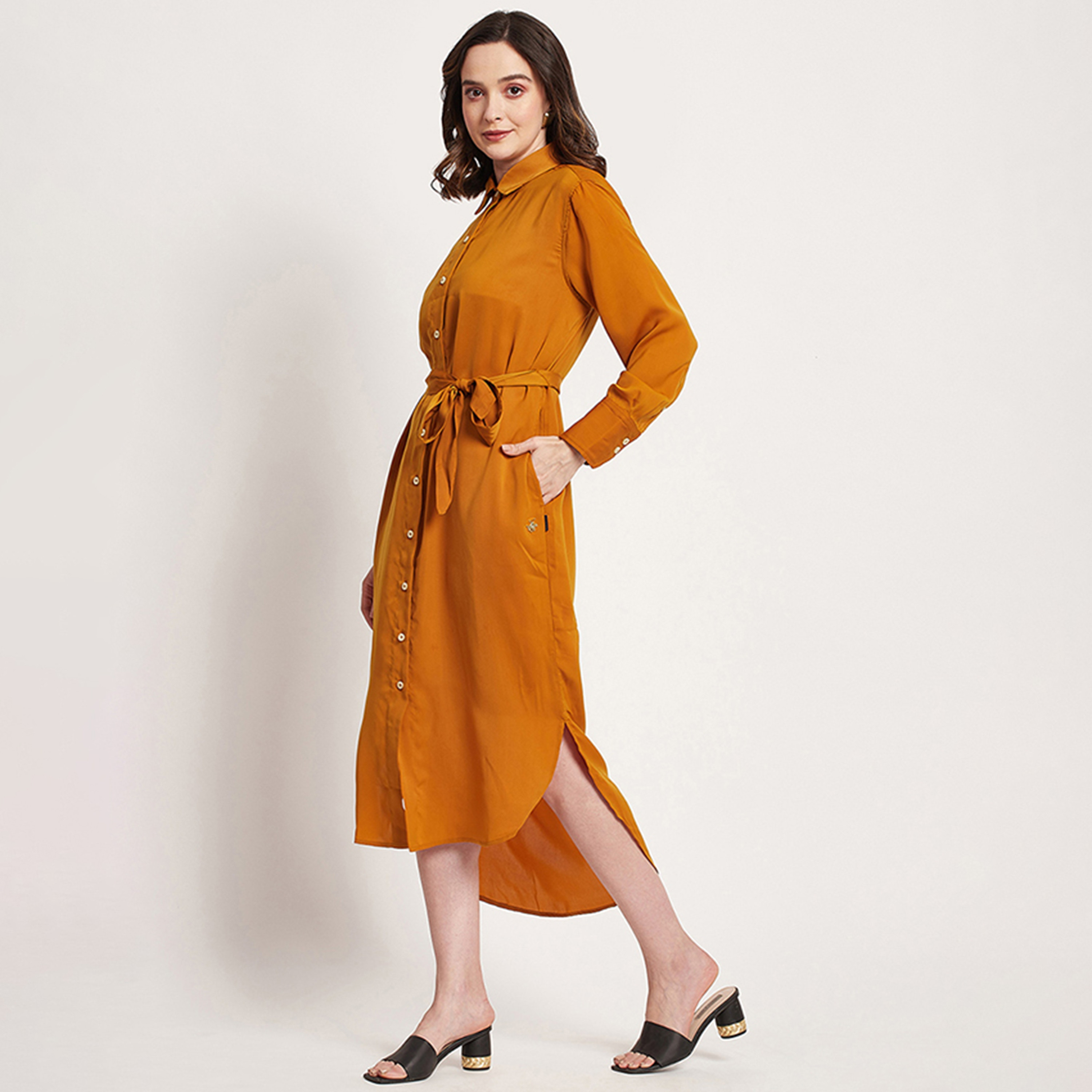 فستان قميص ذو ميدي مع ياقة سادة من بيفرلي هيلز بولو كلوب-women-clothing-dresses-image-2