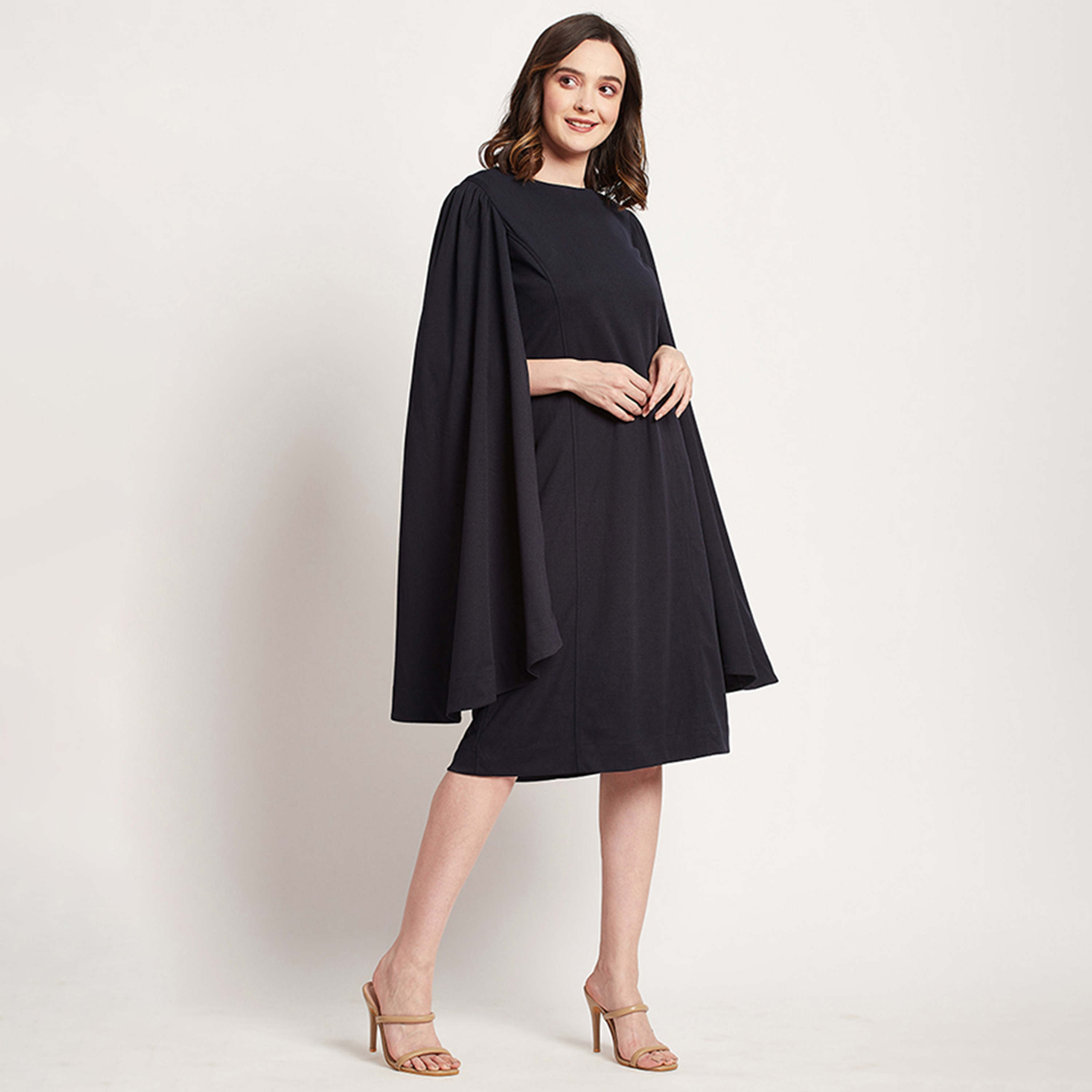 فستان ميدي ذو اى لاين بياقة دائرية سادة من بيفرلي هيلز بولو كلوب-women-clothing-dresses-image-3
