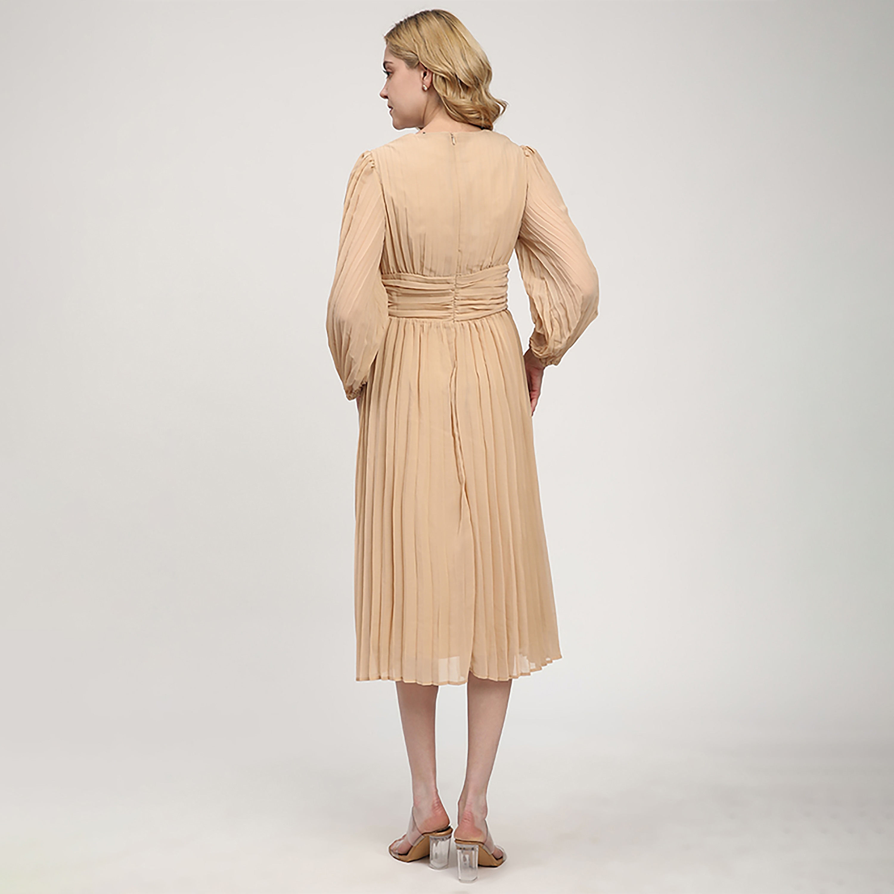 فستان نسائي متوسط الطول بأكمام منفوخة ومطوي من بيفرلي هيلز بولو كلوب-women-clothing-dresses-image-4