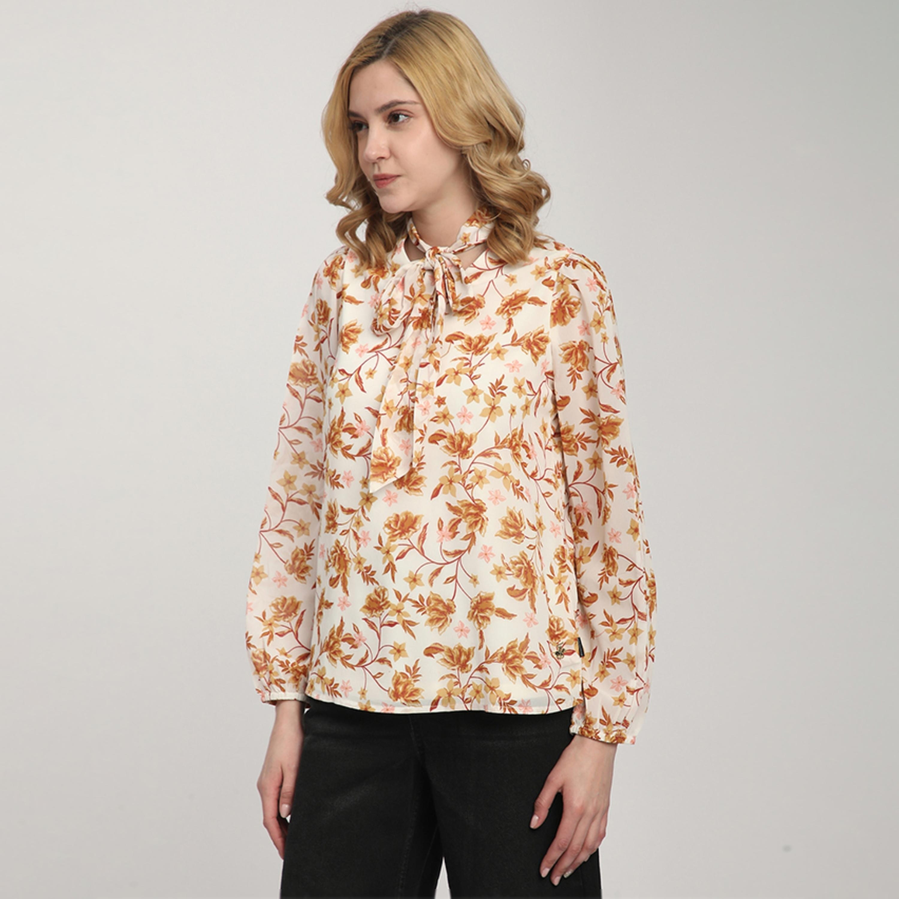بلوزة نسائية بأكمام طويلة وياقة مربوطة وطبعة زهور من بيفرلي هيلز بولو كلوب-women-clothing-shirtsandblouses-blouses-image-2