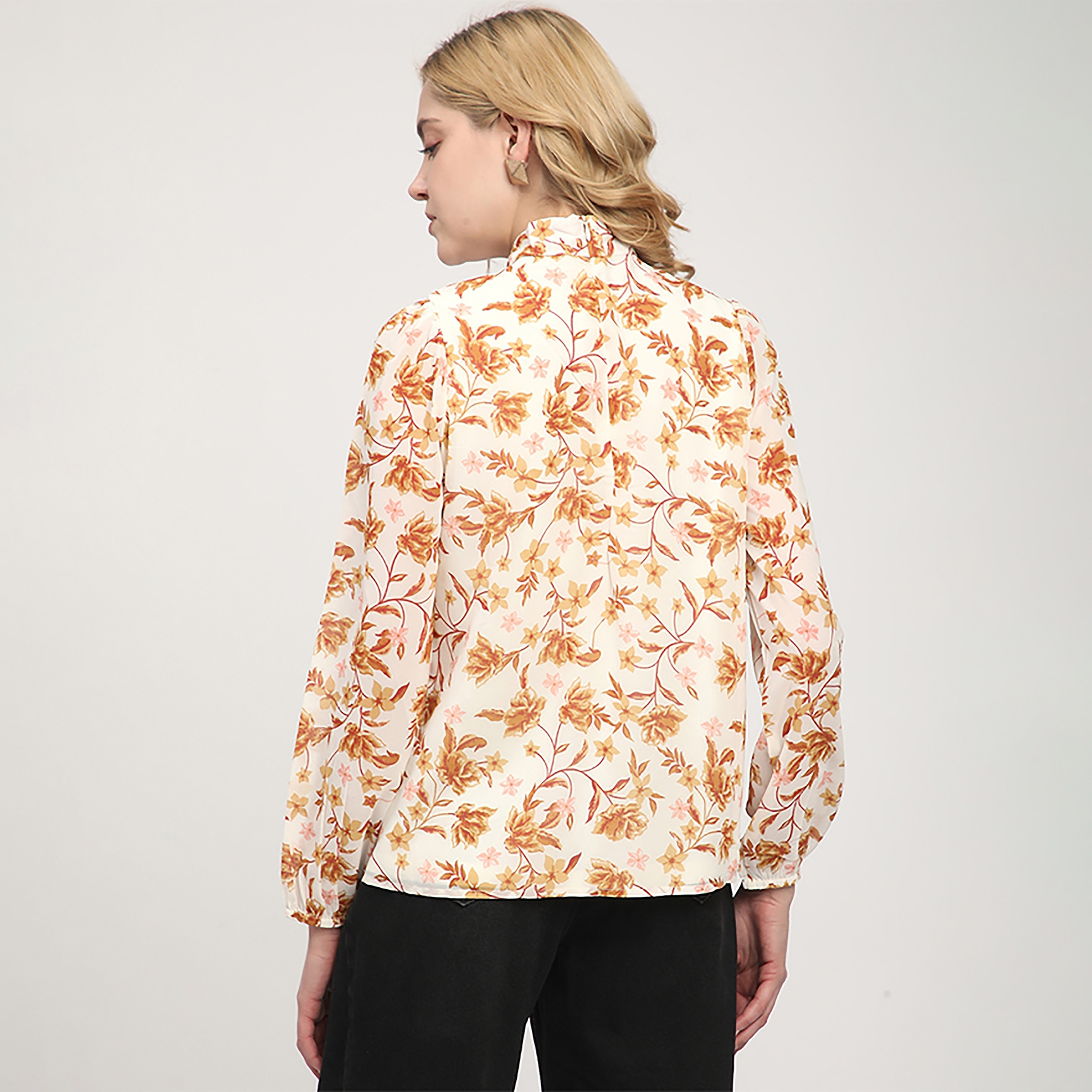 بلوزة نسائية بأكمام طويلة وياقة مربوطة وطبعة زهور من بيفرلي هيلز بولو كلوب-women-clothing-shirtsandblouses-blouses-image-4