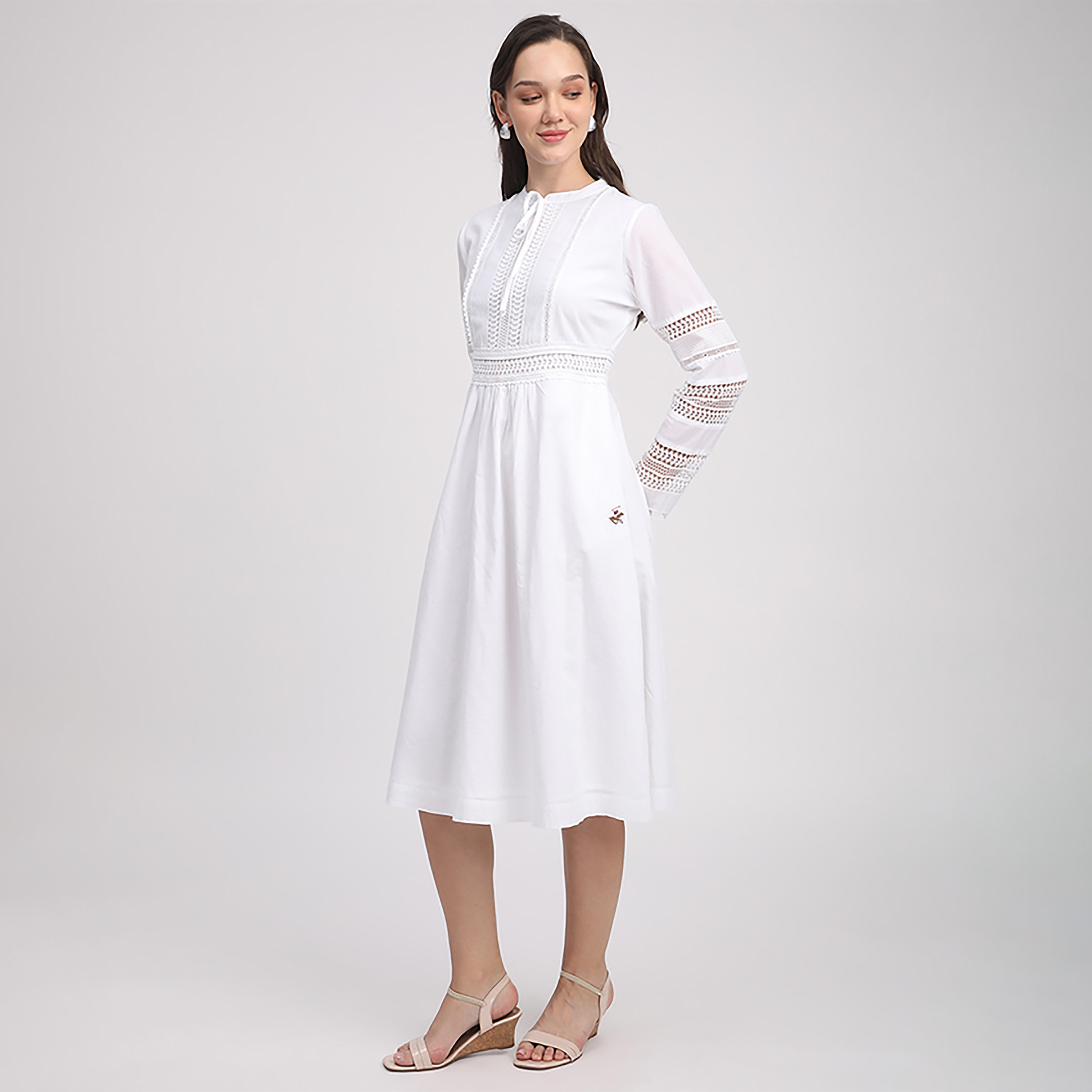 فستان نسائي متوسط الطول برباط على الرقبة ودانتيل كروشيه من بيفرلي هيلز بولو كلوب-women-clothing-dresses-image-6