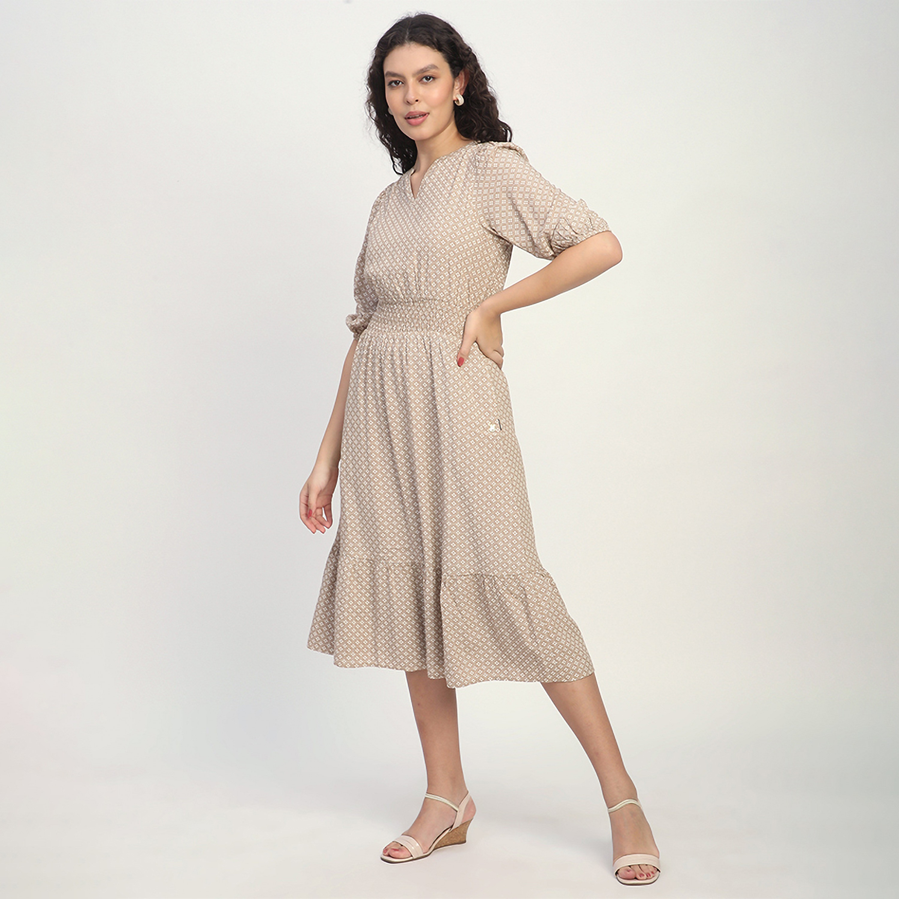 فستان متوسط الطول من القطن بطبعة هندسية وأكمام مرنة للنساء من بيفرلي هيلز بولو كلوب-women-clothing-dresses-image-6