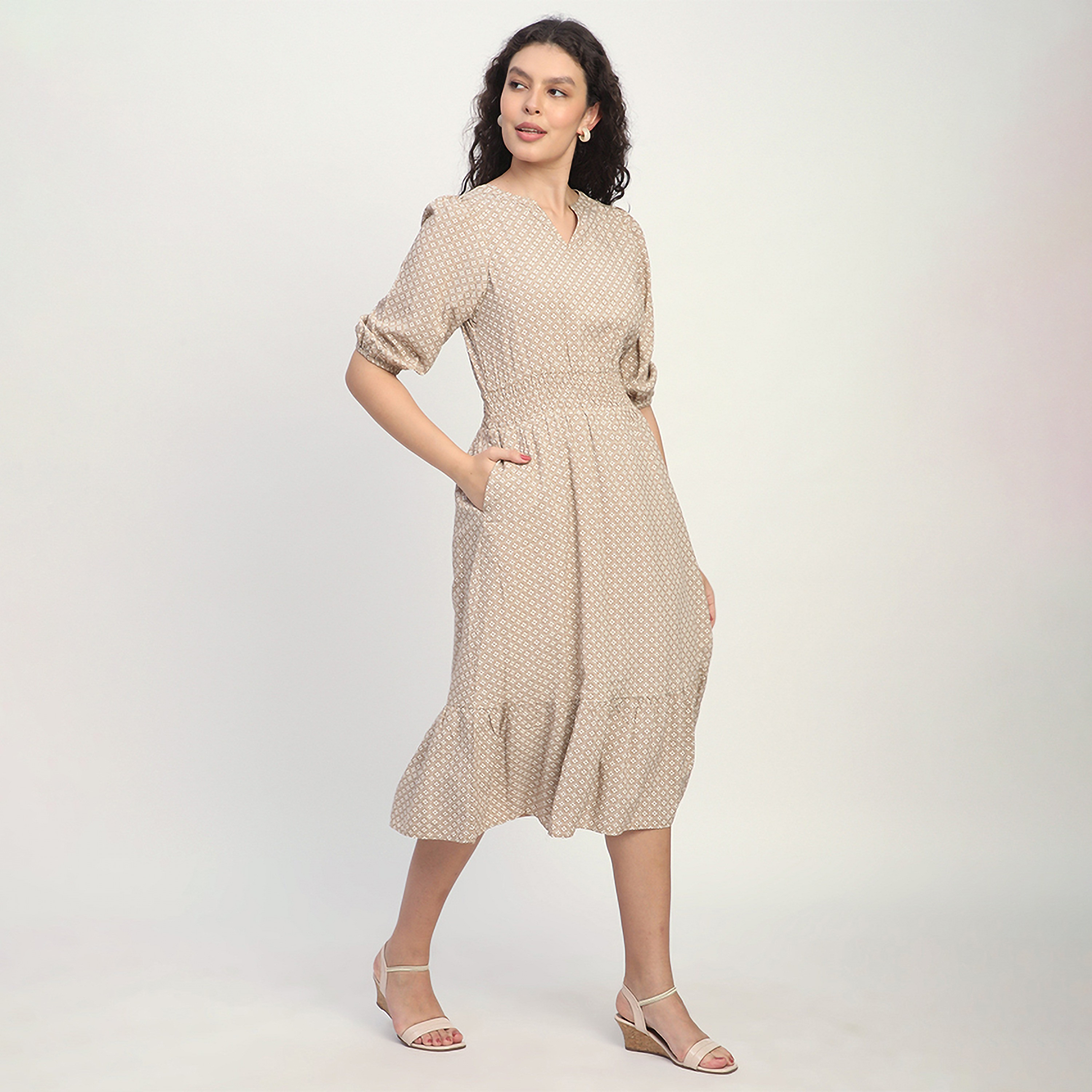 فستان متوسط الطول من القطن بطبعة هندسية وأكمام مرنة للنساء من بيفرلي هيلز بولو كلوب-women-clothing-dresses-image-7