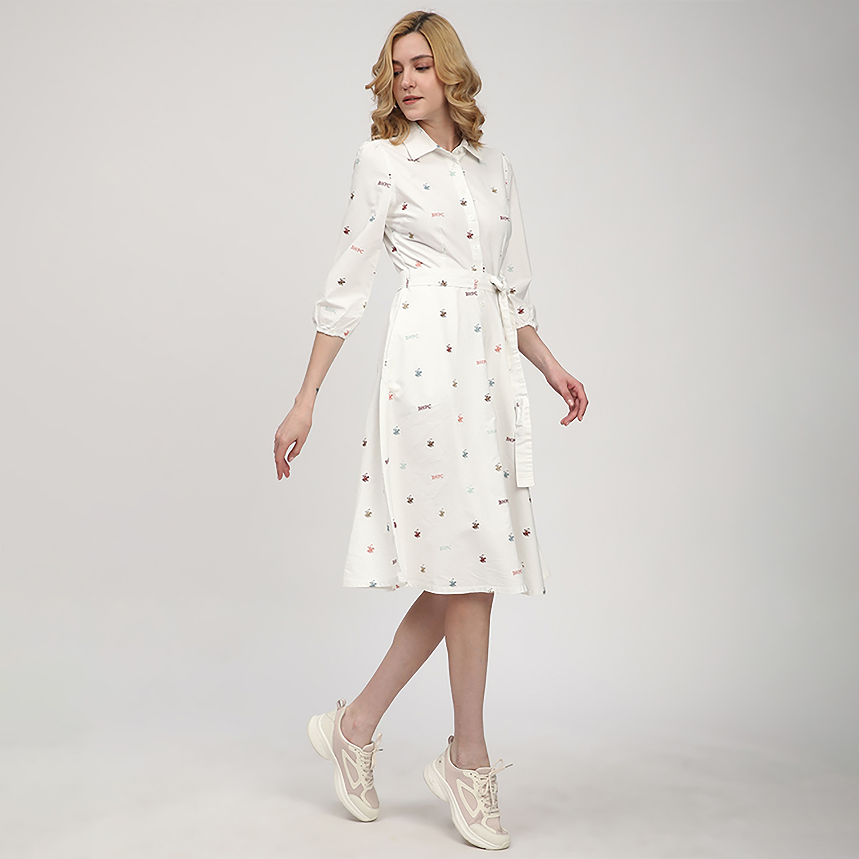 فستان نسائي يصل إلى الركبة بأكمام مطاطية وياقة وشعار كامل من بيفرلي هيلز بولو كلوب-women-clothing-dresses-image-7