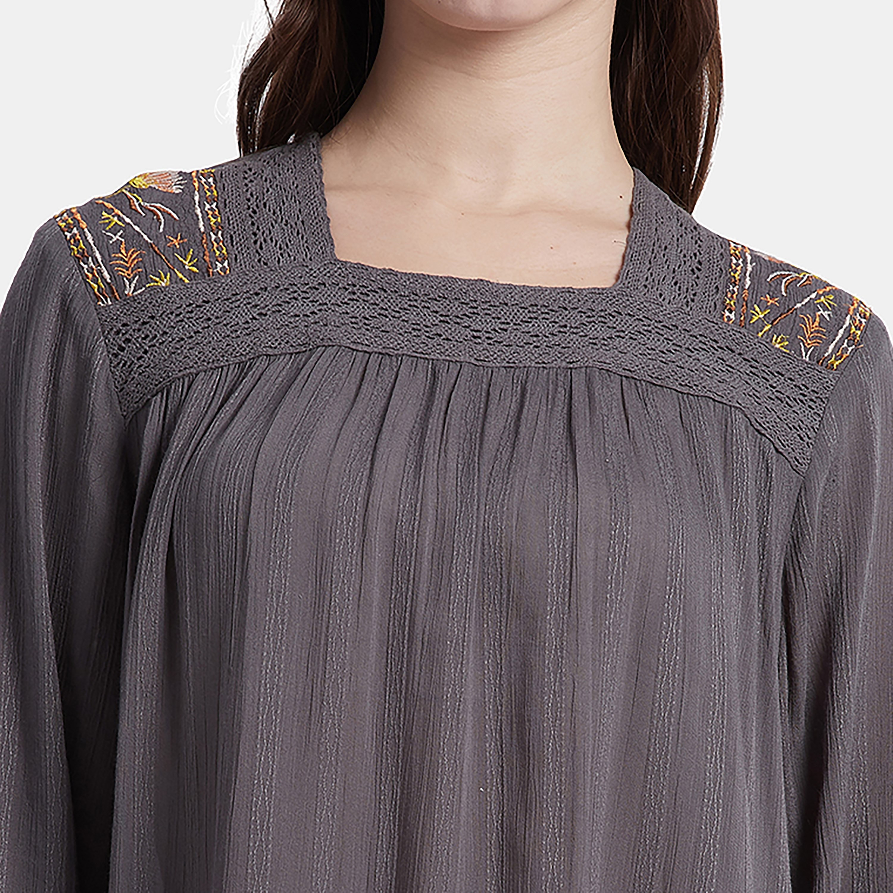 توب من بيفرلي هيلز بولو كلوب ذو مطرز بياقة مربعة وأكمام طويلة-women-clothing-shirtsandblouses-blouses-image-7