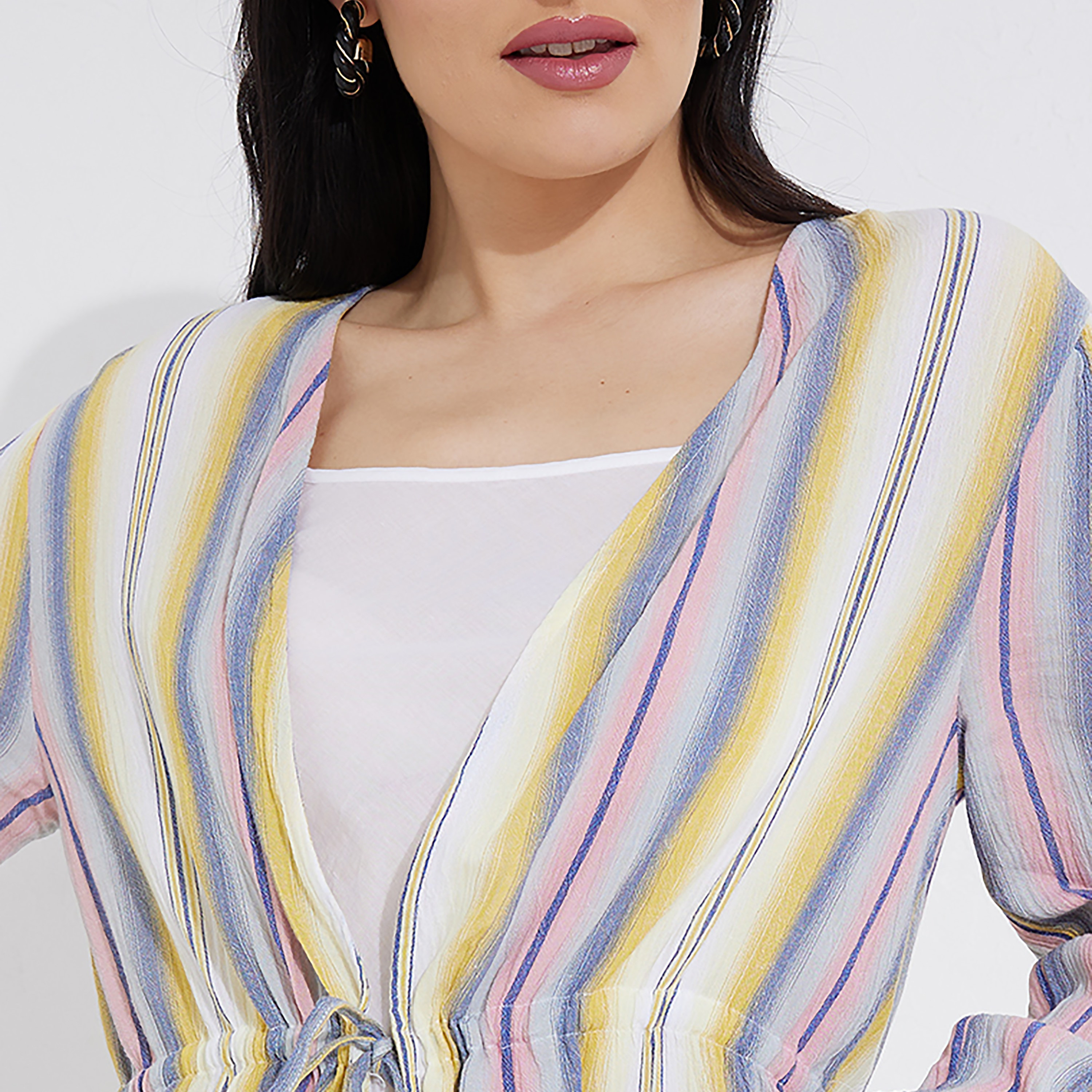 بلوزة مزودة برباط امامي من بيفرلي هيلز بولو كلوب بياقة V بأشرطة وأكمام طويلة-women-clothing-shirtsandblouses-blouses-image-3