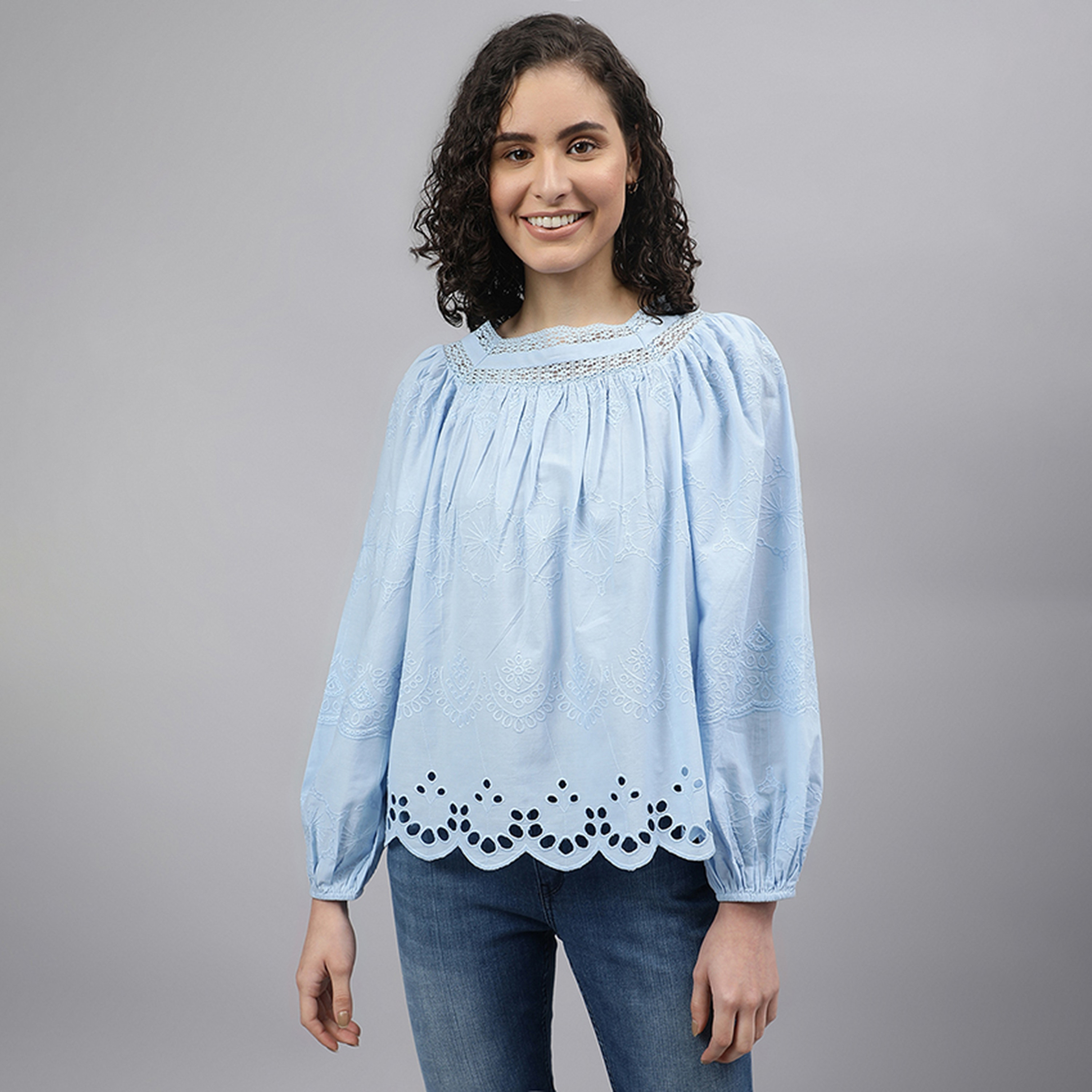 بلوزة بيفرلي هيلز بولو كلوب ذو شيفلي بياقة قارب ذو مطرز وأكمام طويلة-women-clothing-shirtsandblouses-blouses-image-10