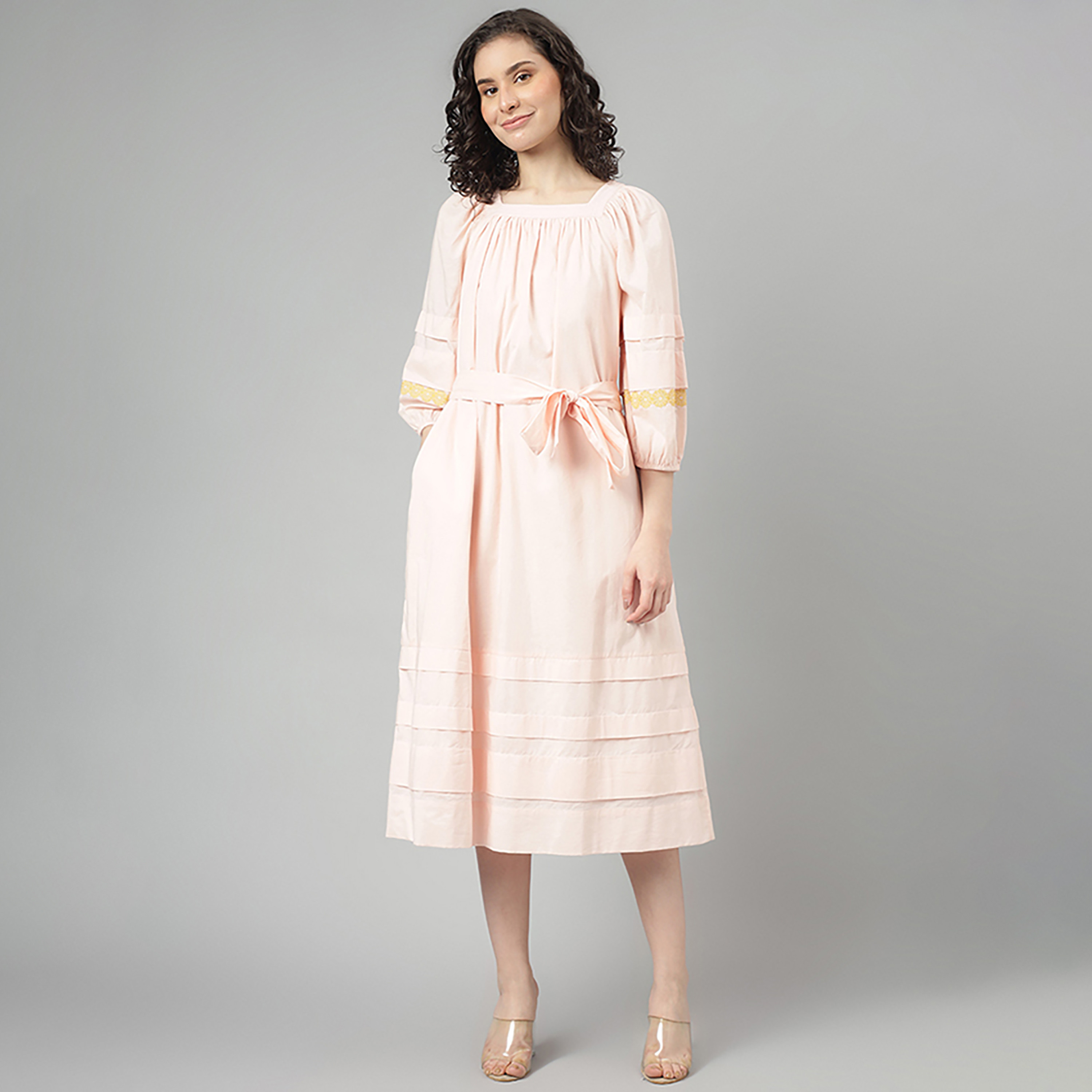 فستان بيفرلي هيلز بولو كلوب متوسط الارتفاع منسوج مطوية برقبة مربعة-women-clothing-dresses-image-1