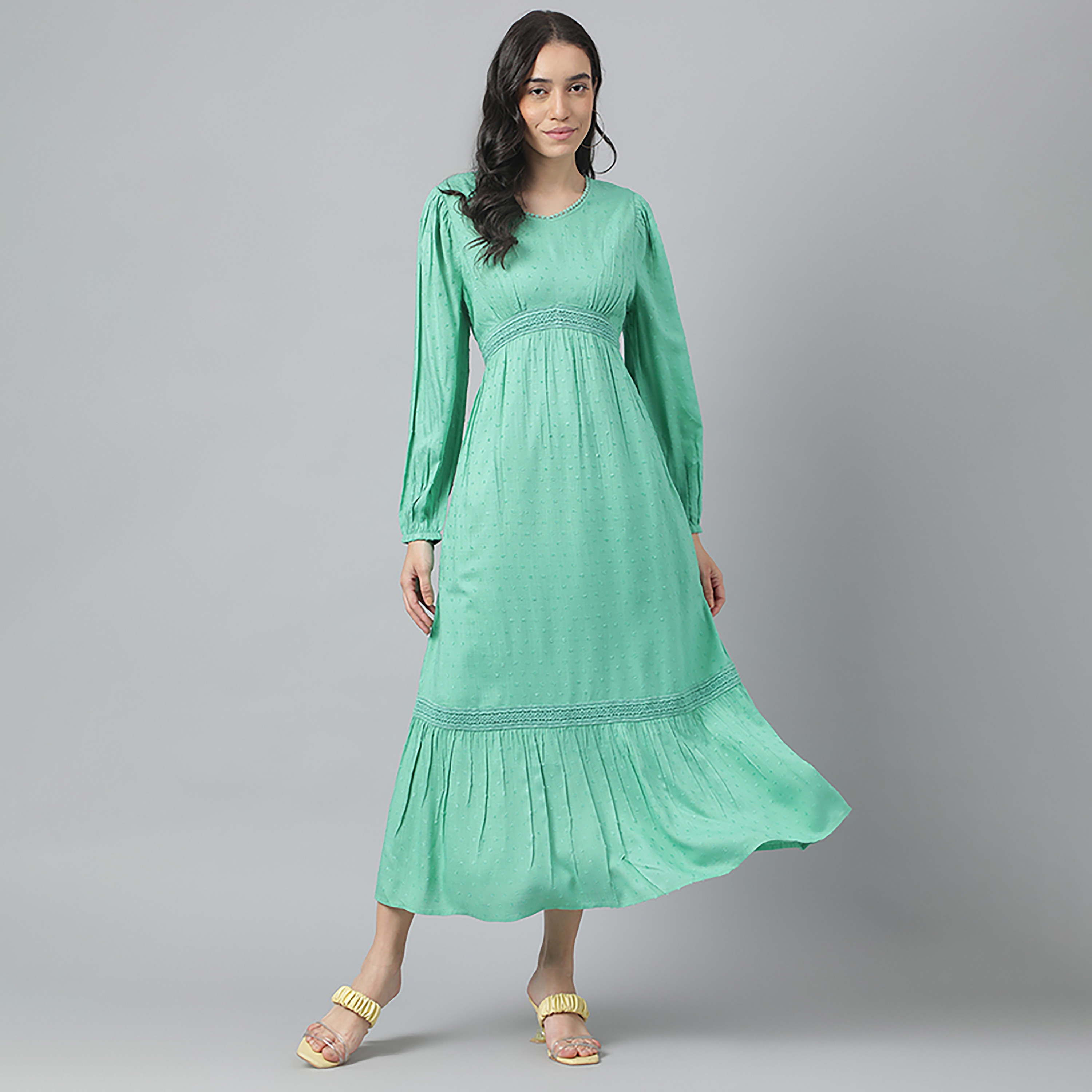 فستان بيفرلي هيلز بولو كلوب متوسط الطول بياقة دائرية وجيب جانبي-women-clothing-dresses-image-5