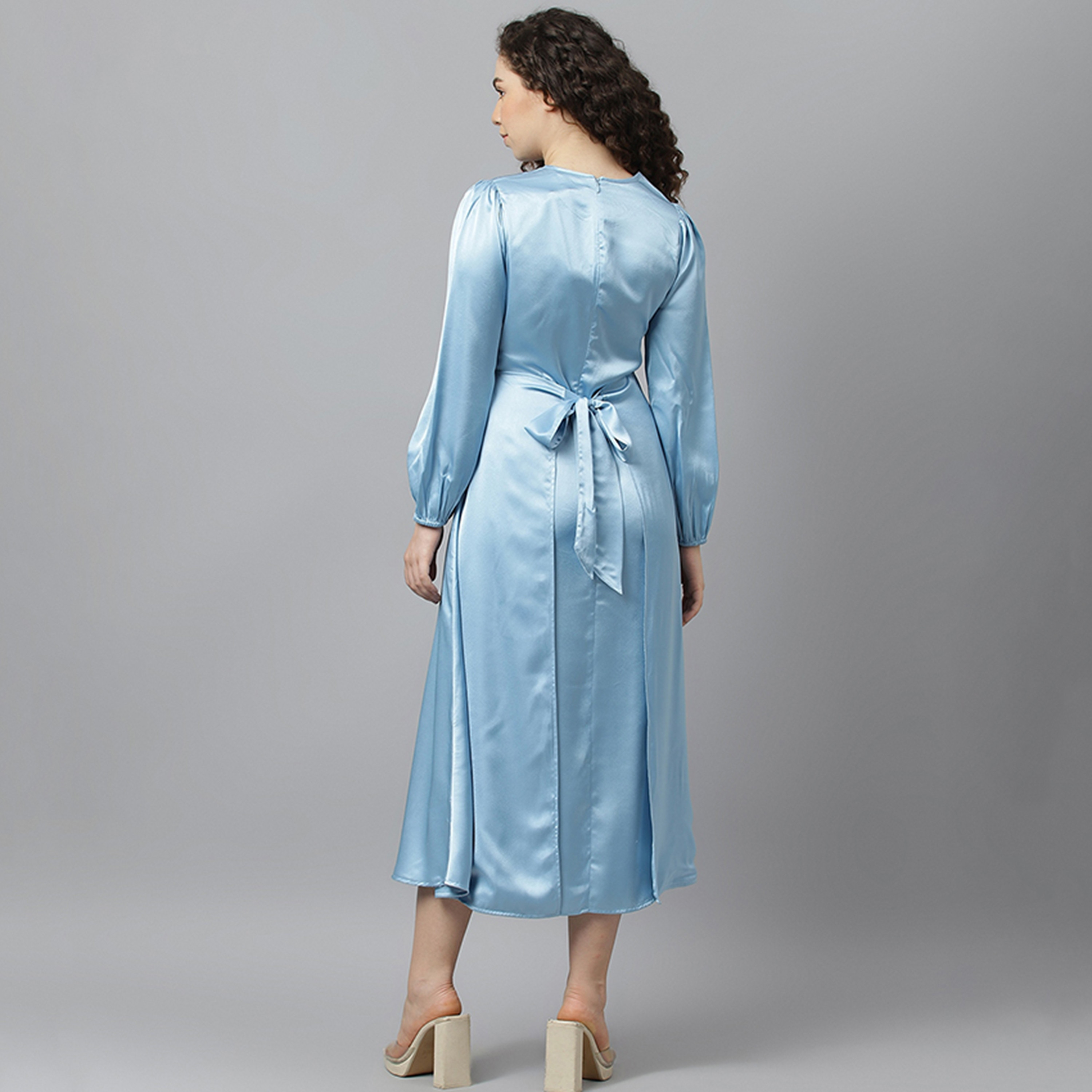 فستان بيفرلي هيلز بولو كلوب متوسط الطول بفتحة رقبة مستديرة ومزين رباط خلفي-women-clothing-dresses-image-3