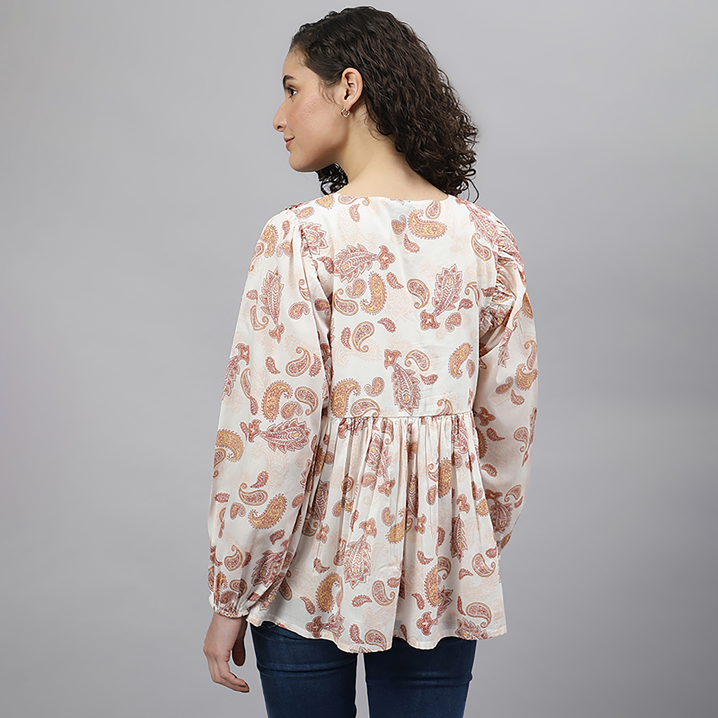 تونيك بأكمام طويلة وياقة دائرية بطبعة بيزلي من بيفرلي هيلز بولو كلوب-women-clothing-shirtsandblouses-blouses-image-8